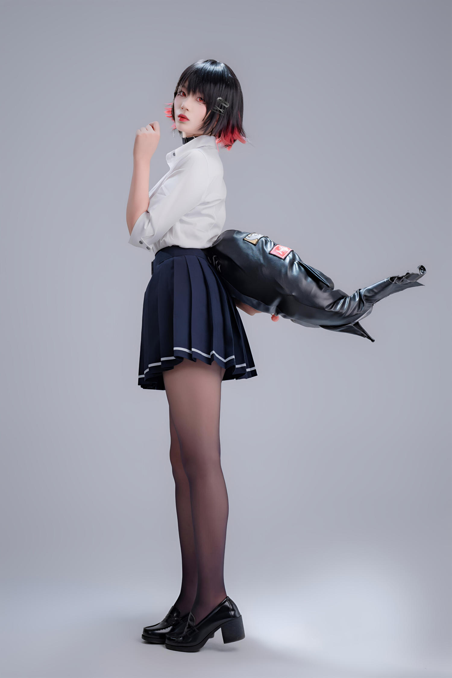 轩萧学姐 鲨鱼妹JK [100P1V-548MB]