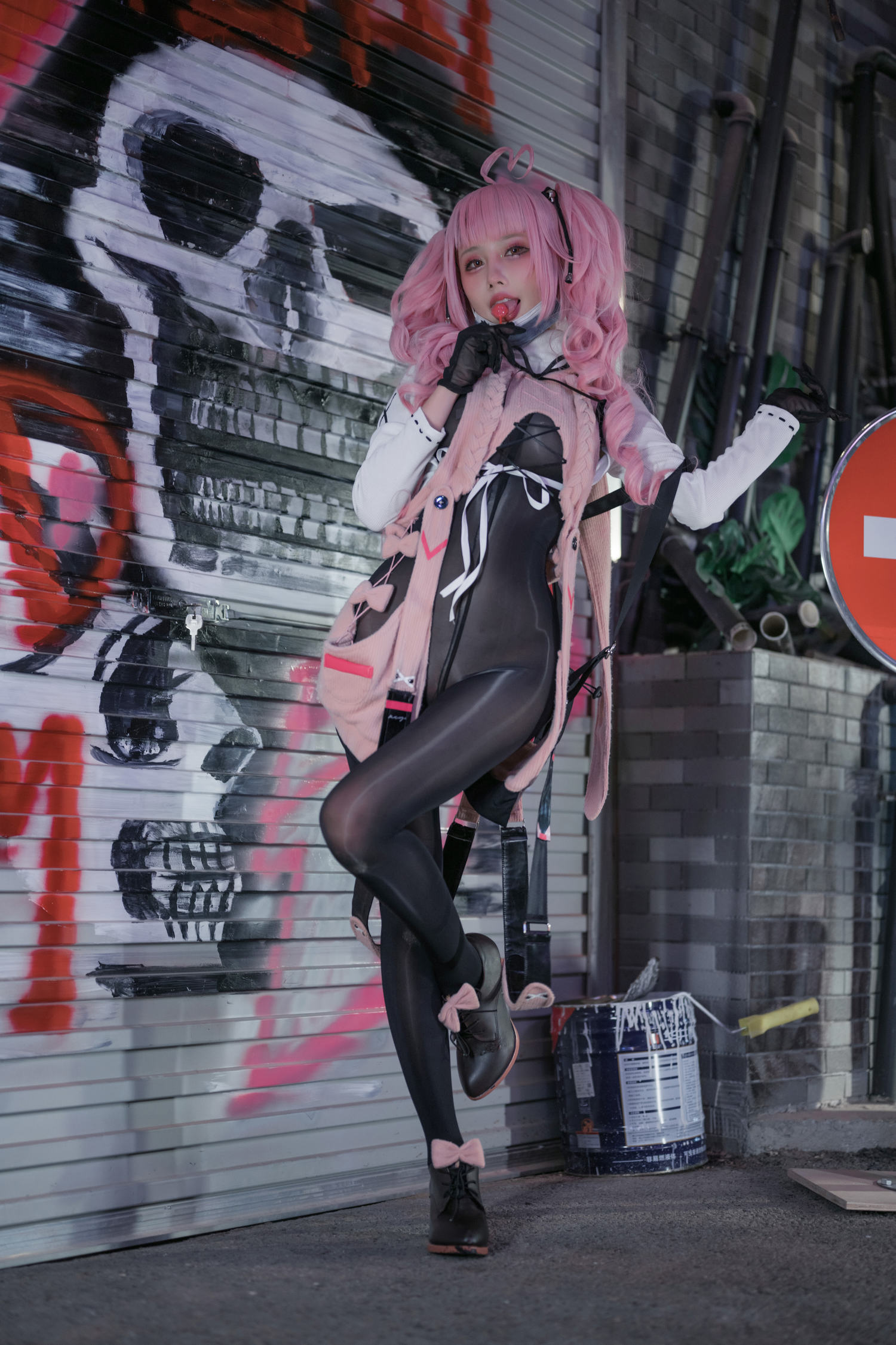 您的蛋蛋 交错战线 粉毛卡提娜 [93P-884MB]