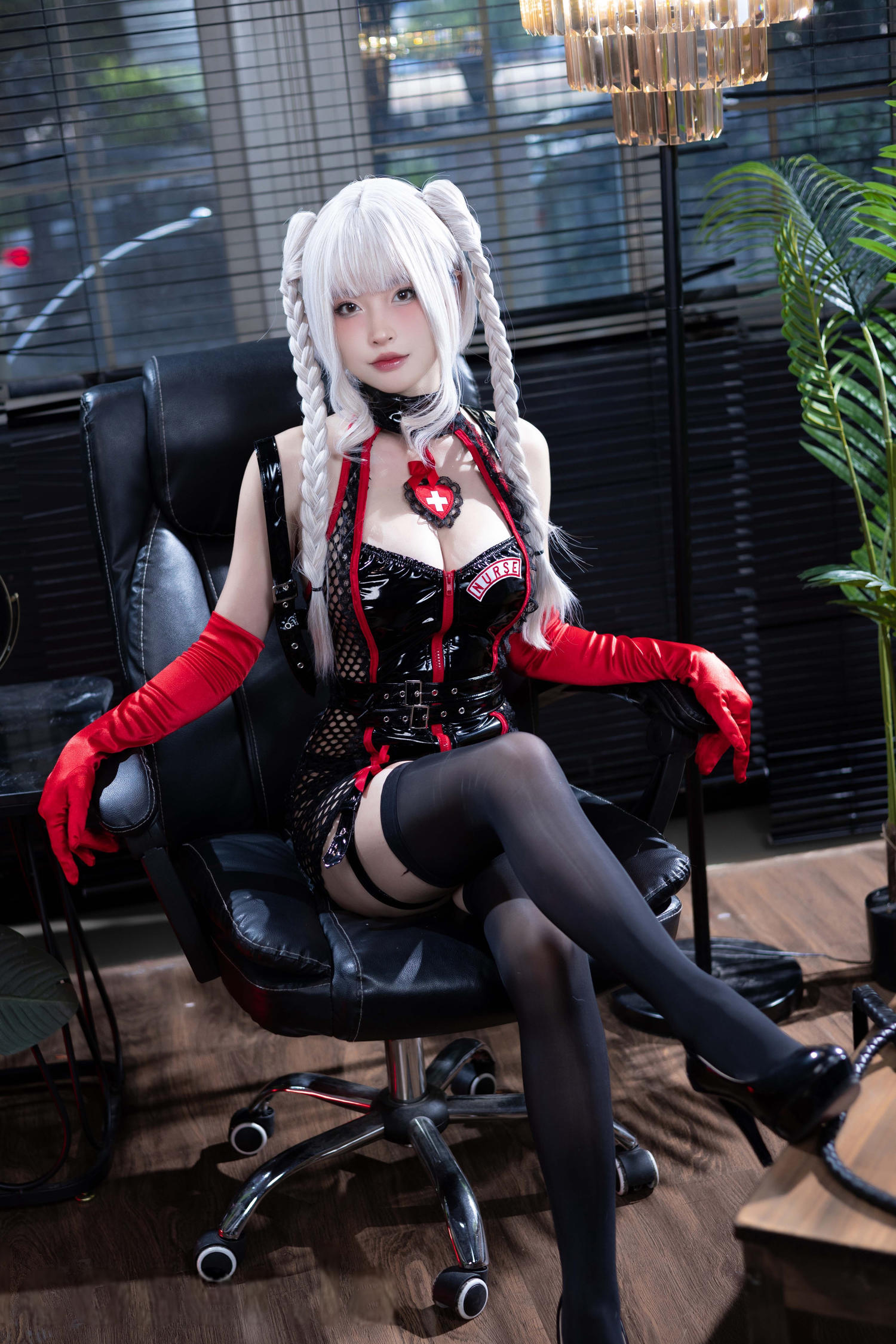 清水由乃 白发护士 [57P1V-338MB]