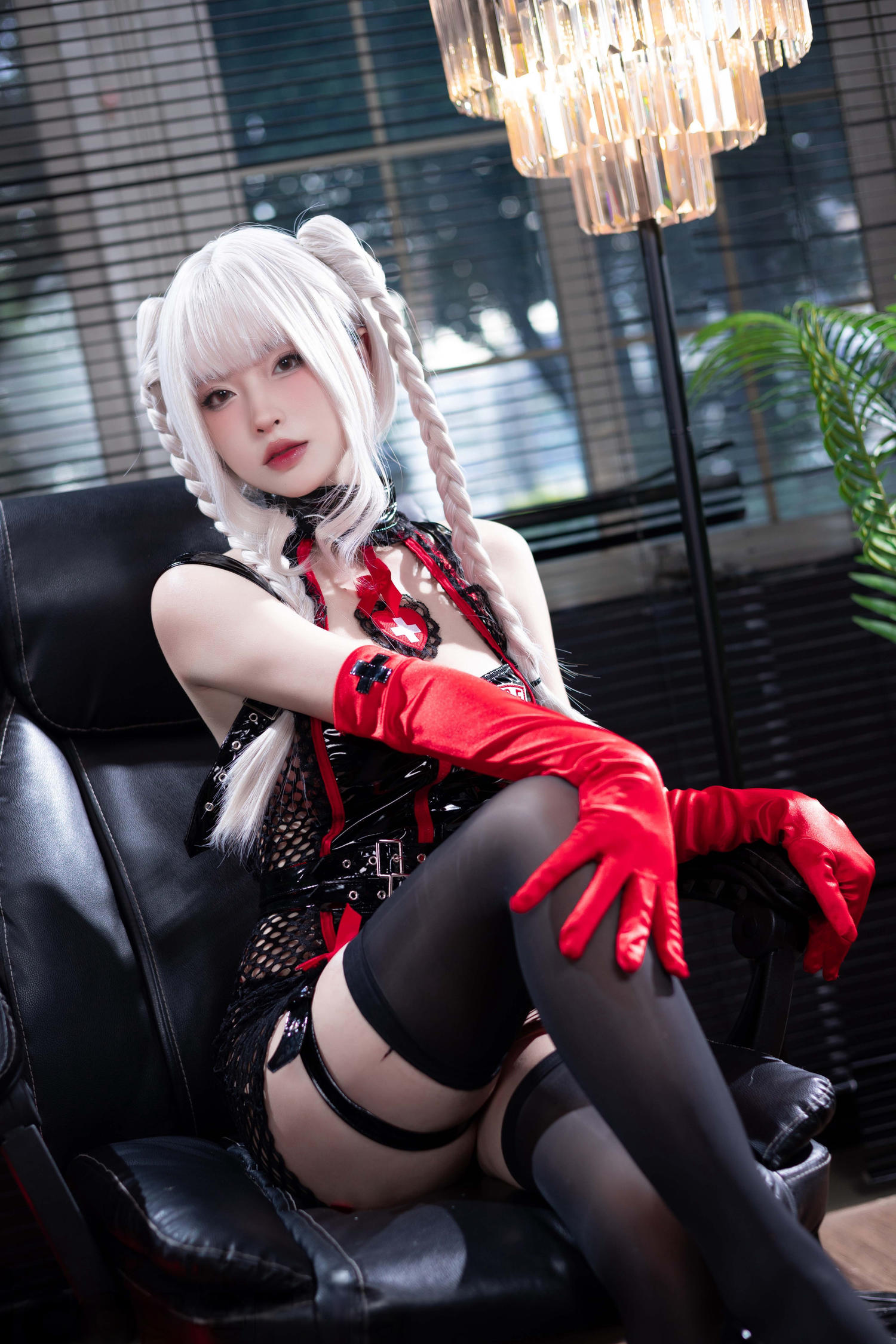 清水由乃 白发护士 [57P1V-338MB]