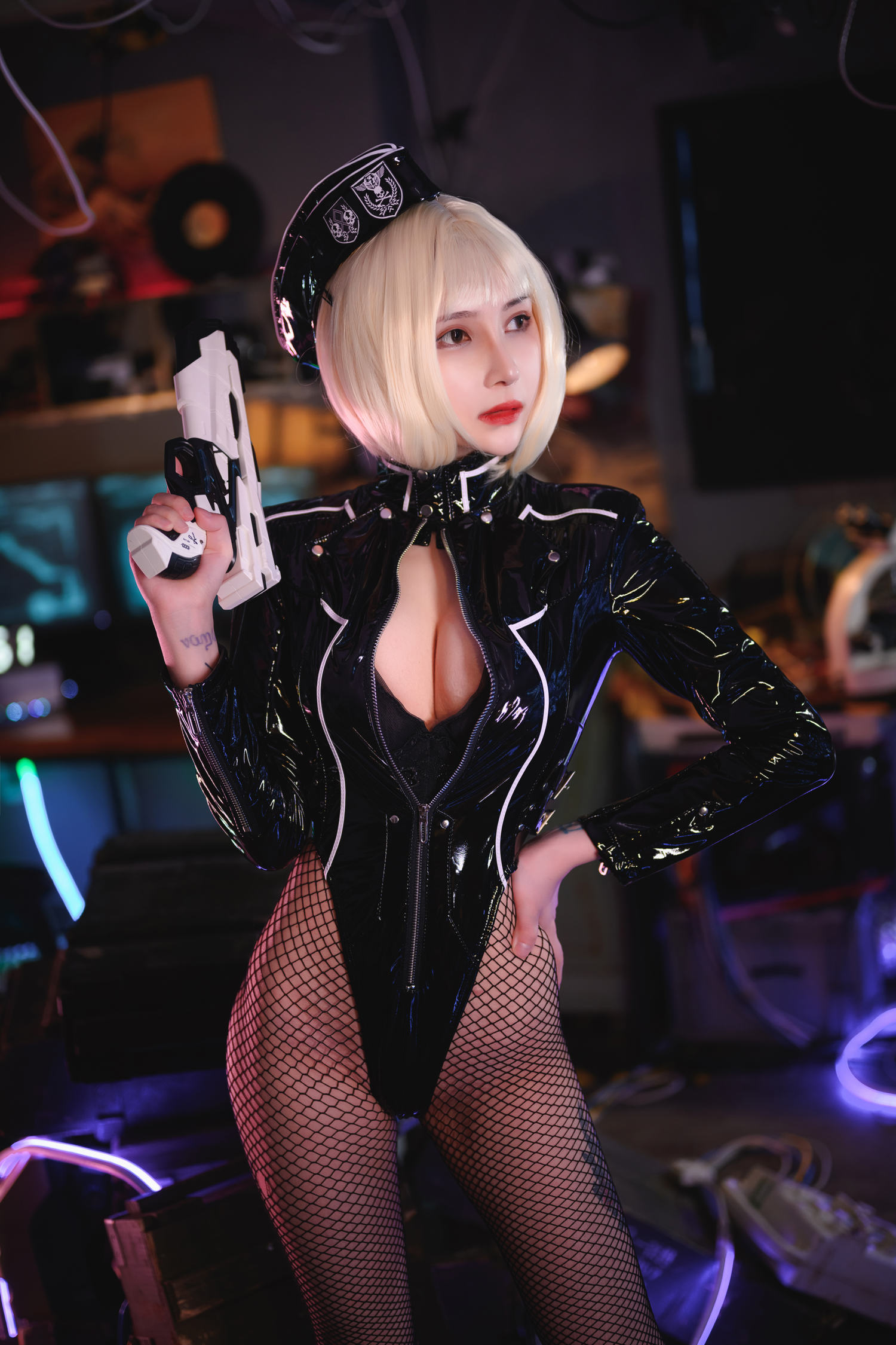 vams子 – 通讯官 [48P]