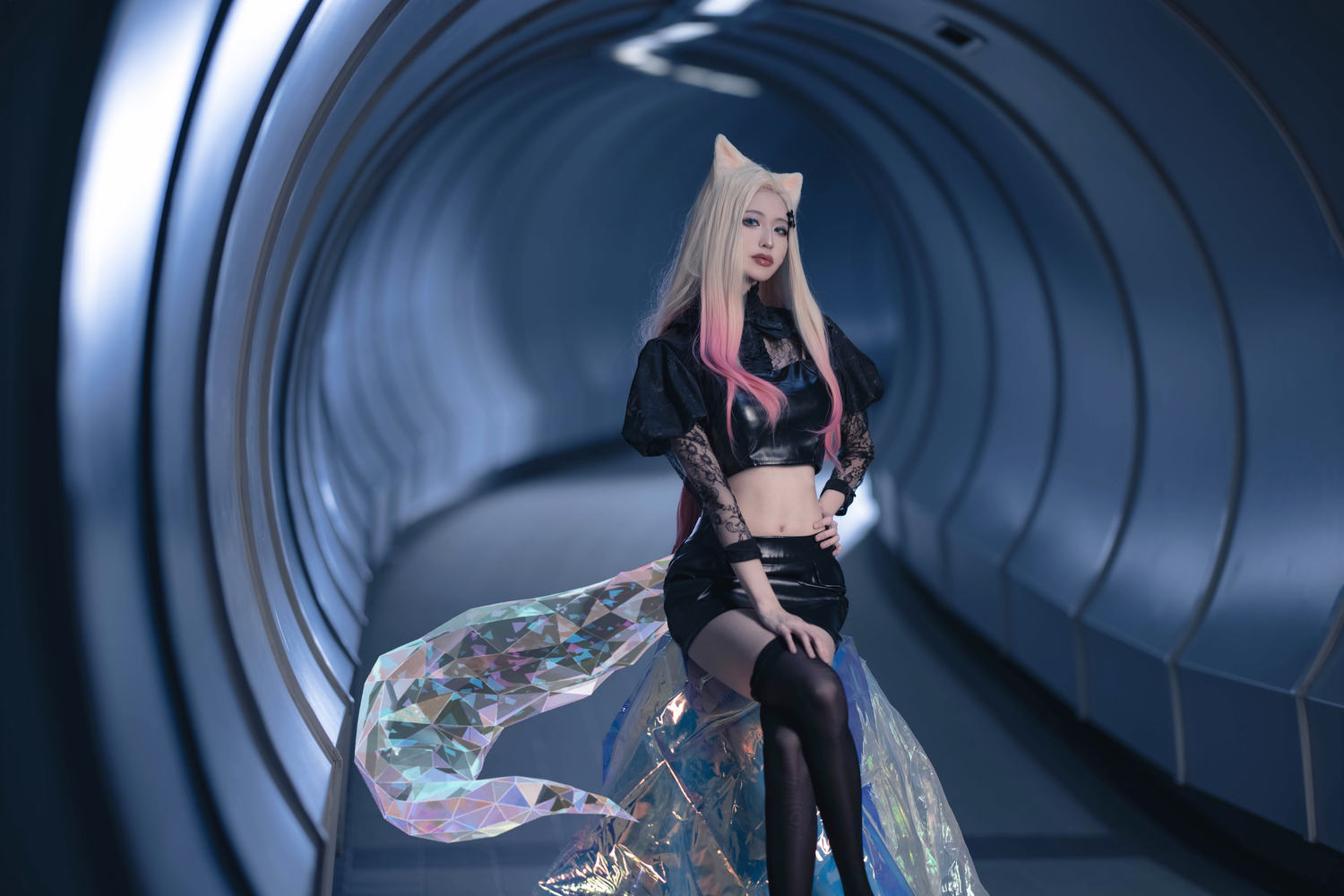 viku猫梨梨 - Ahri KDA [14P]