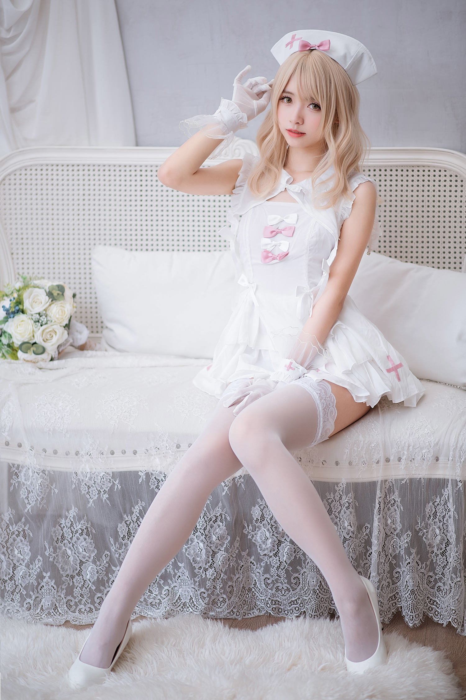 大大卷卷小卷 – 七三小护士 [18P]