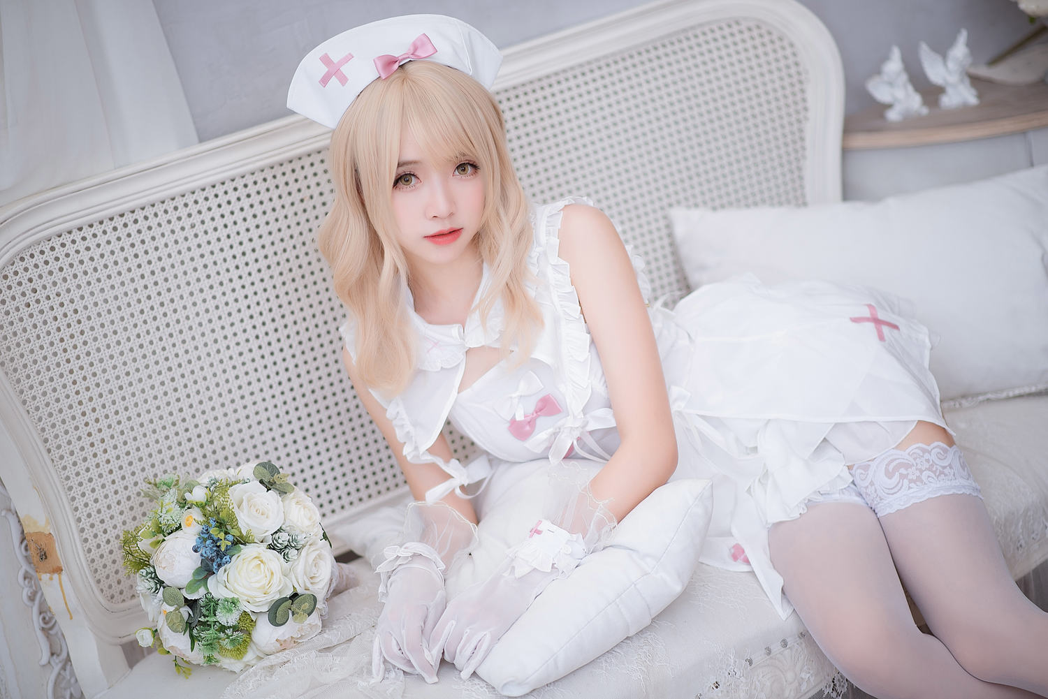 大大卷卷小卷 - 七三小护士 [18P]