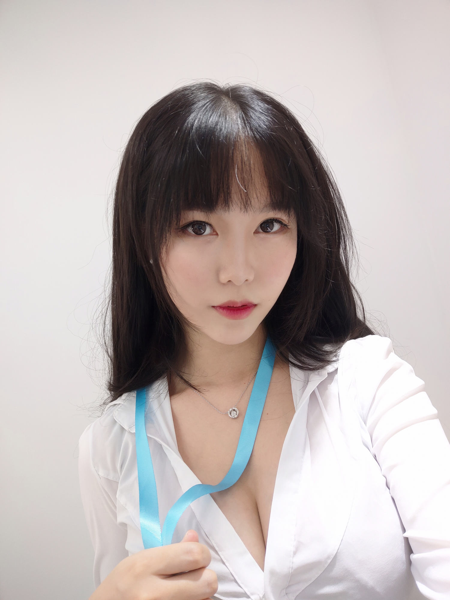 抖娘-利世 - OL自拍 [31P]