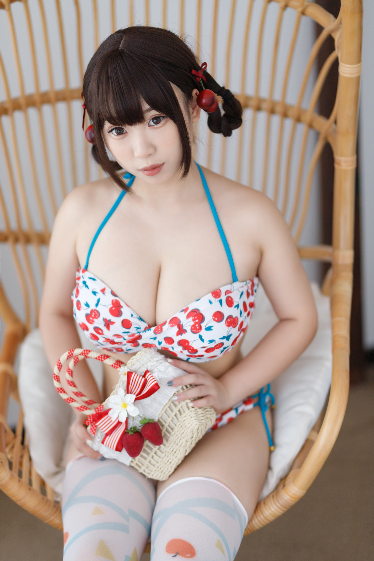 胡桃猫 - 泳装 [27P]