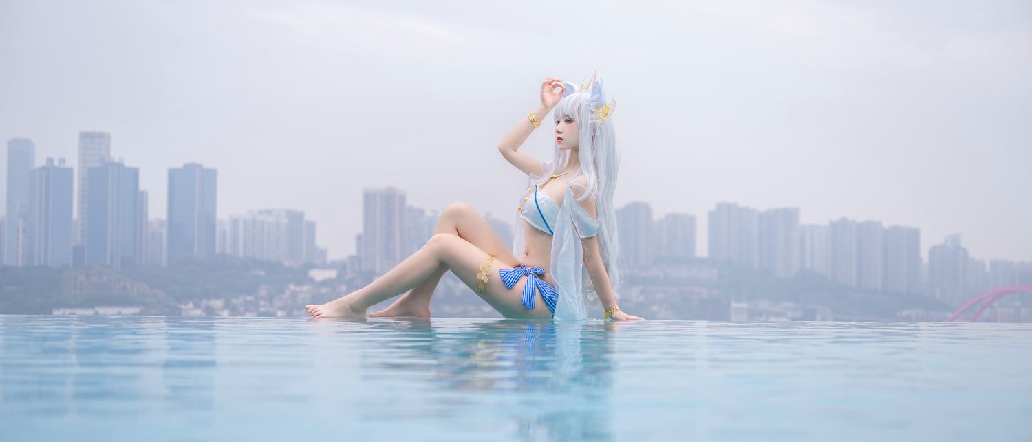 镜酱 - 白金泳装 [15P]