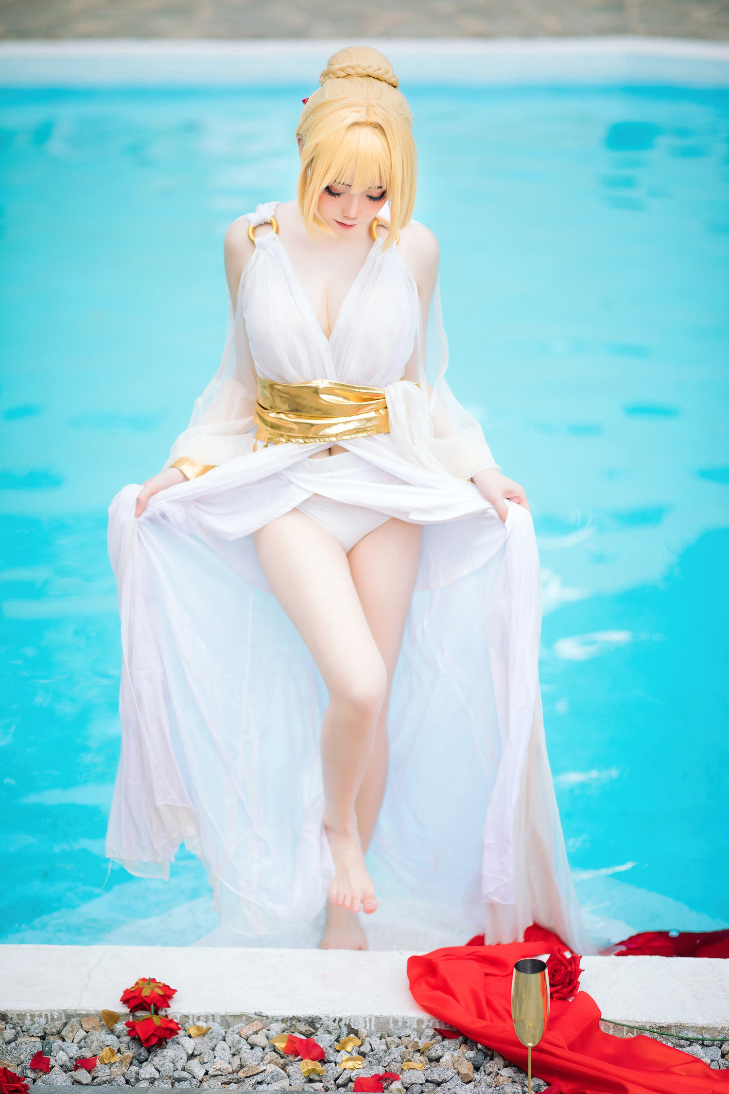 焖焖碳 – 尼禄睡衣 [27P]