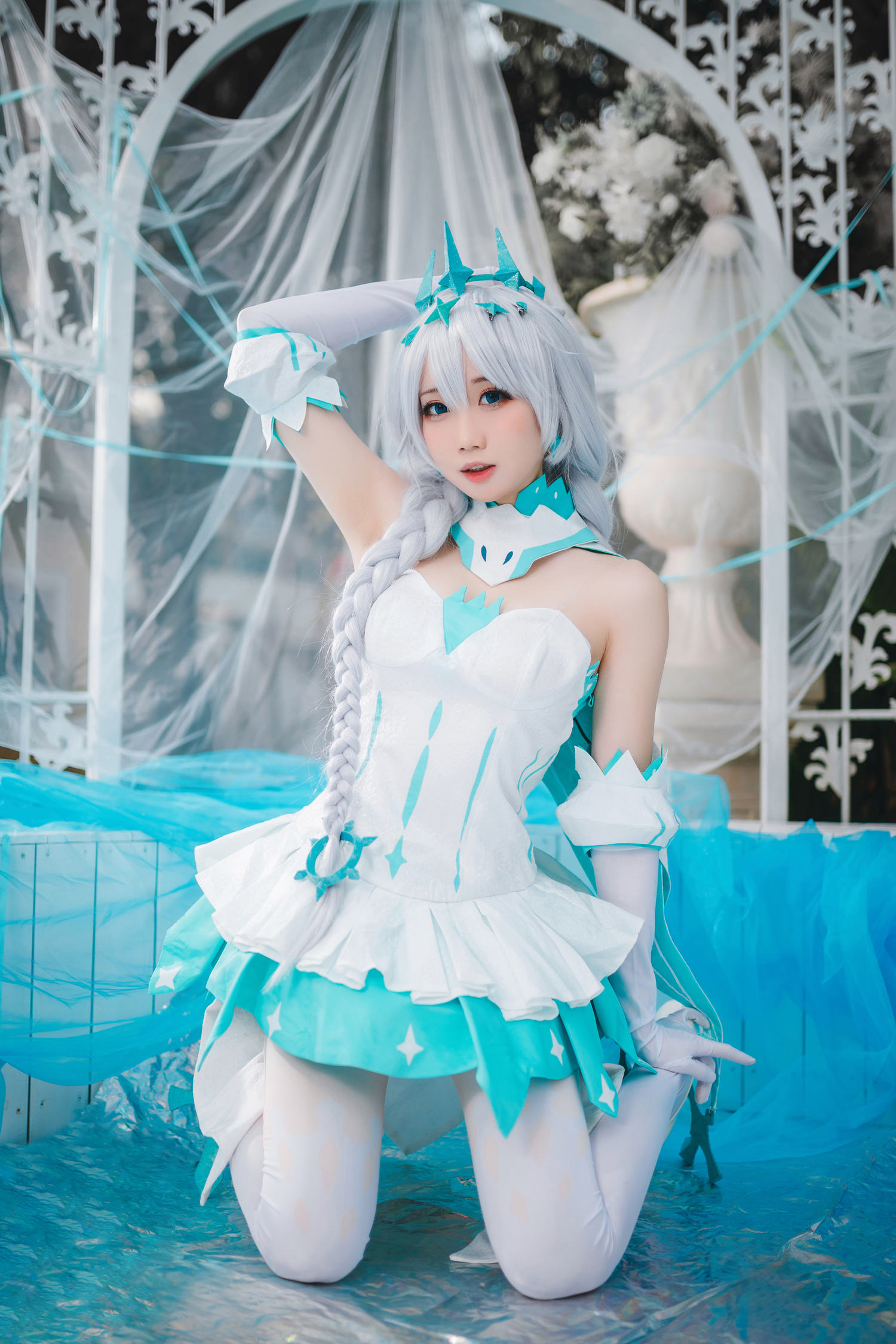 焖焖碳 – 琪亚娜 [22P]