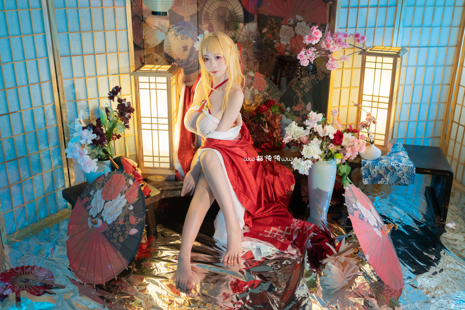 韶陌陌 - 光荣 凉夜香雪 [18P]