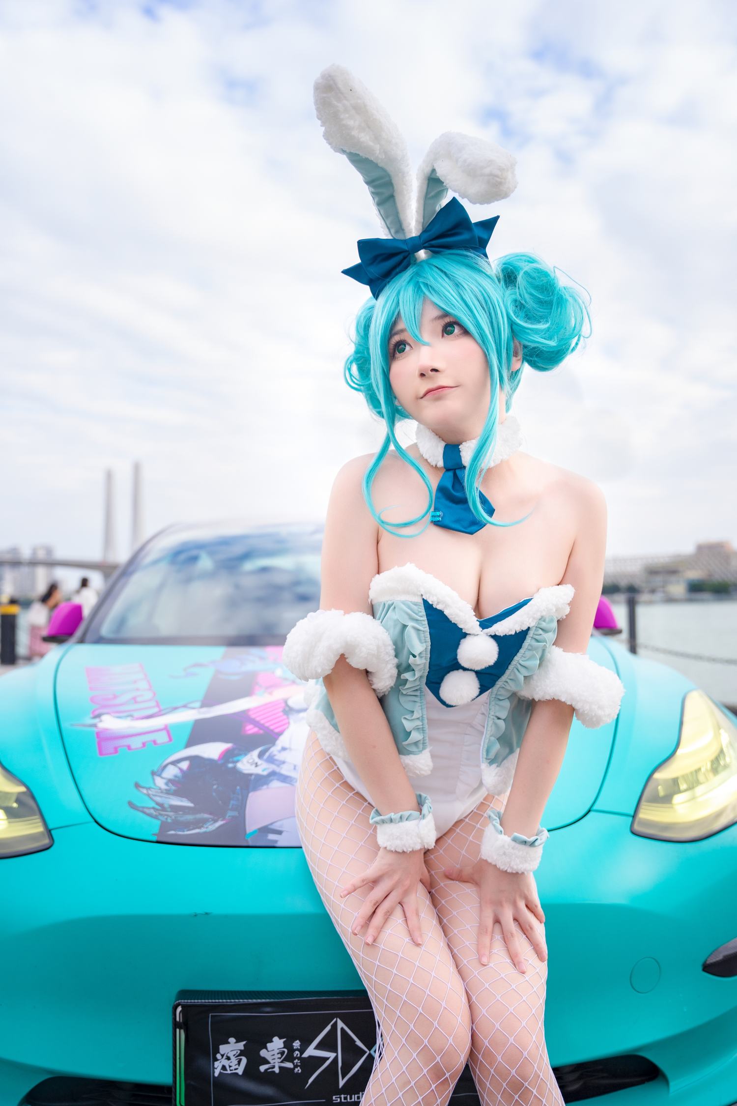 是三不是世 – MIKU兔女郎 [18P]