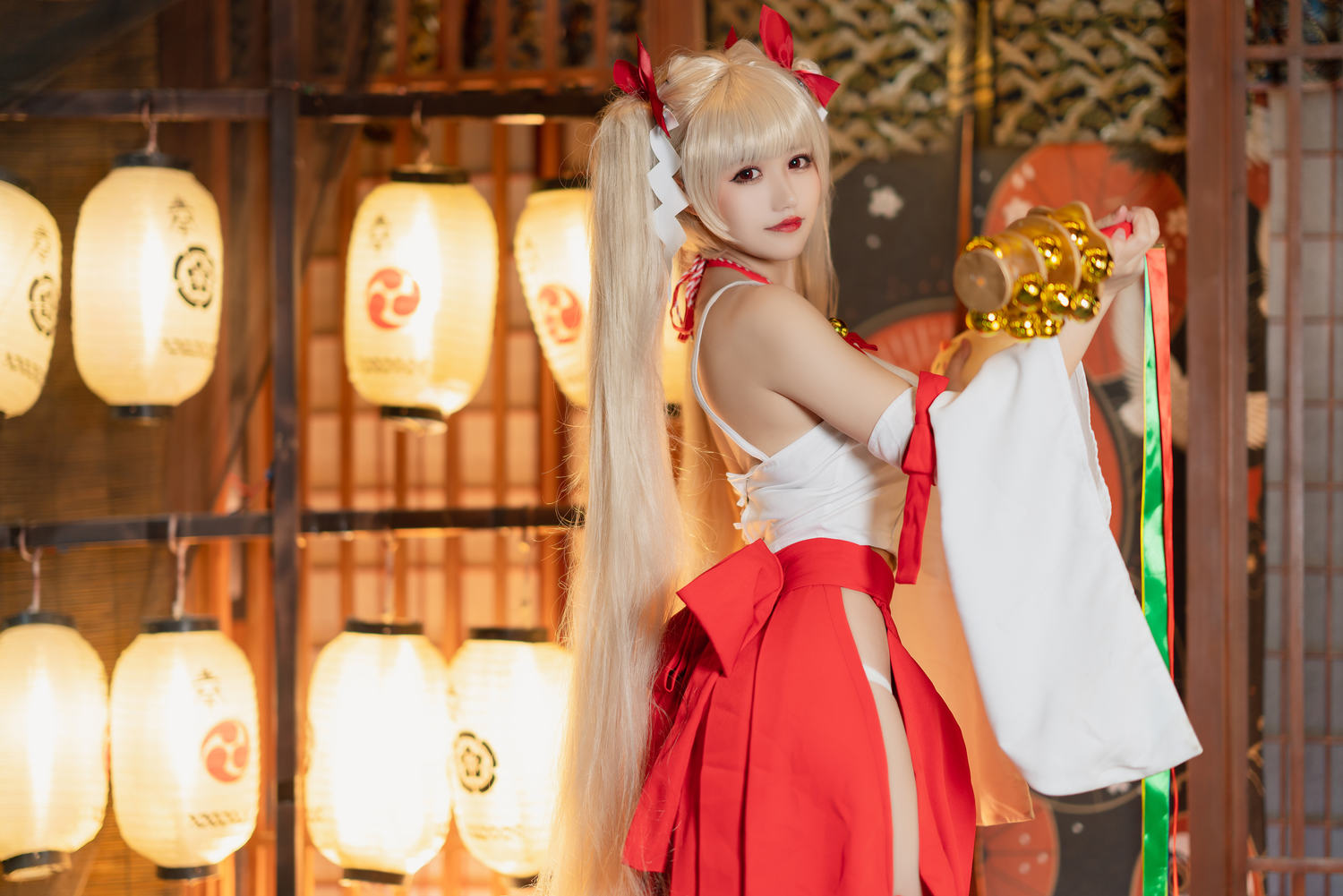 小仓千代w - 可畏巫女 [21P]