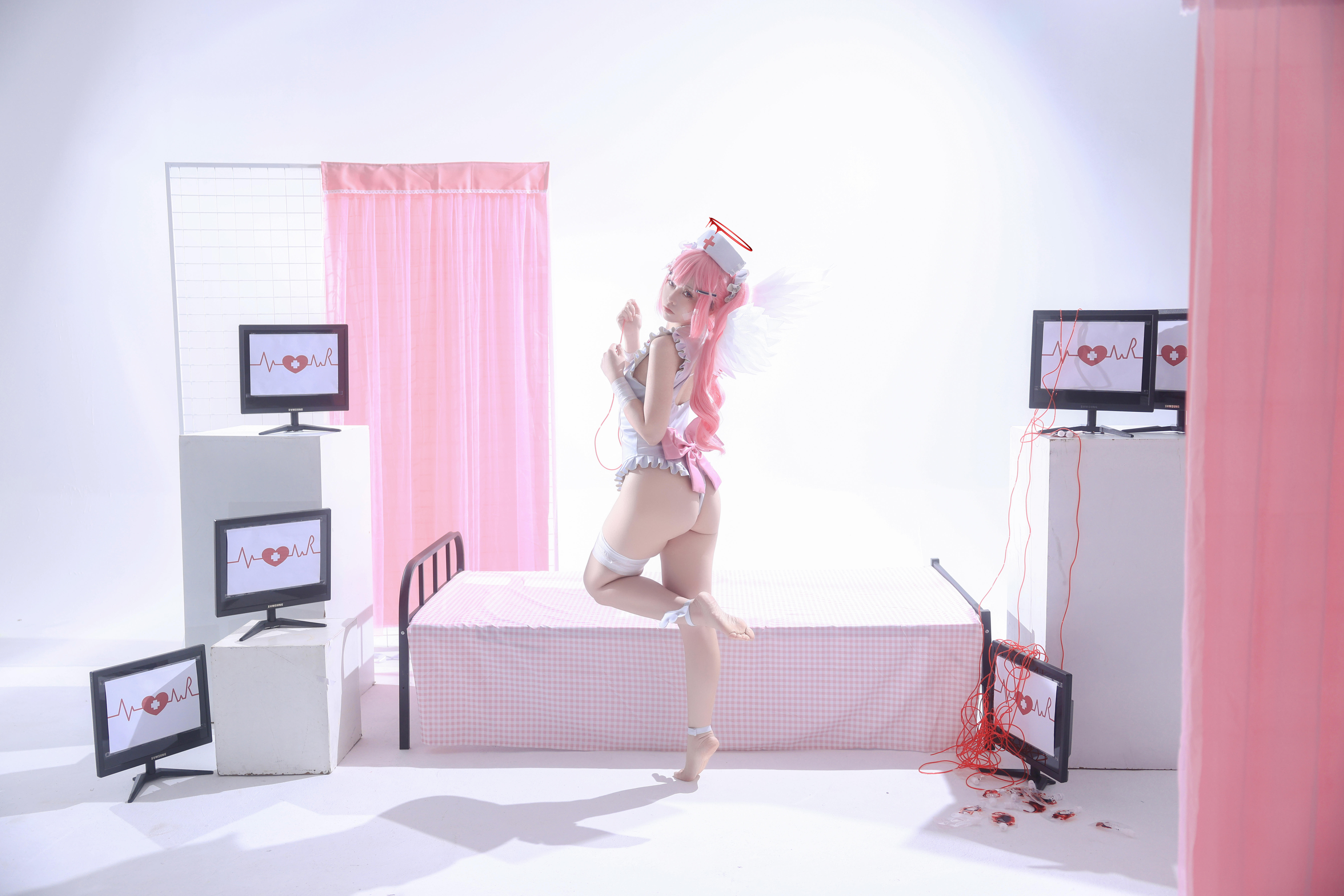 G44不会受伤 月夜见爱 [31P-453MB]