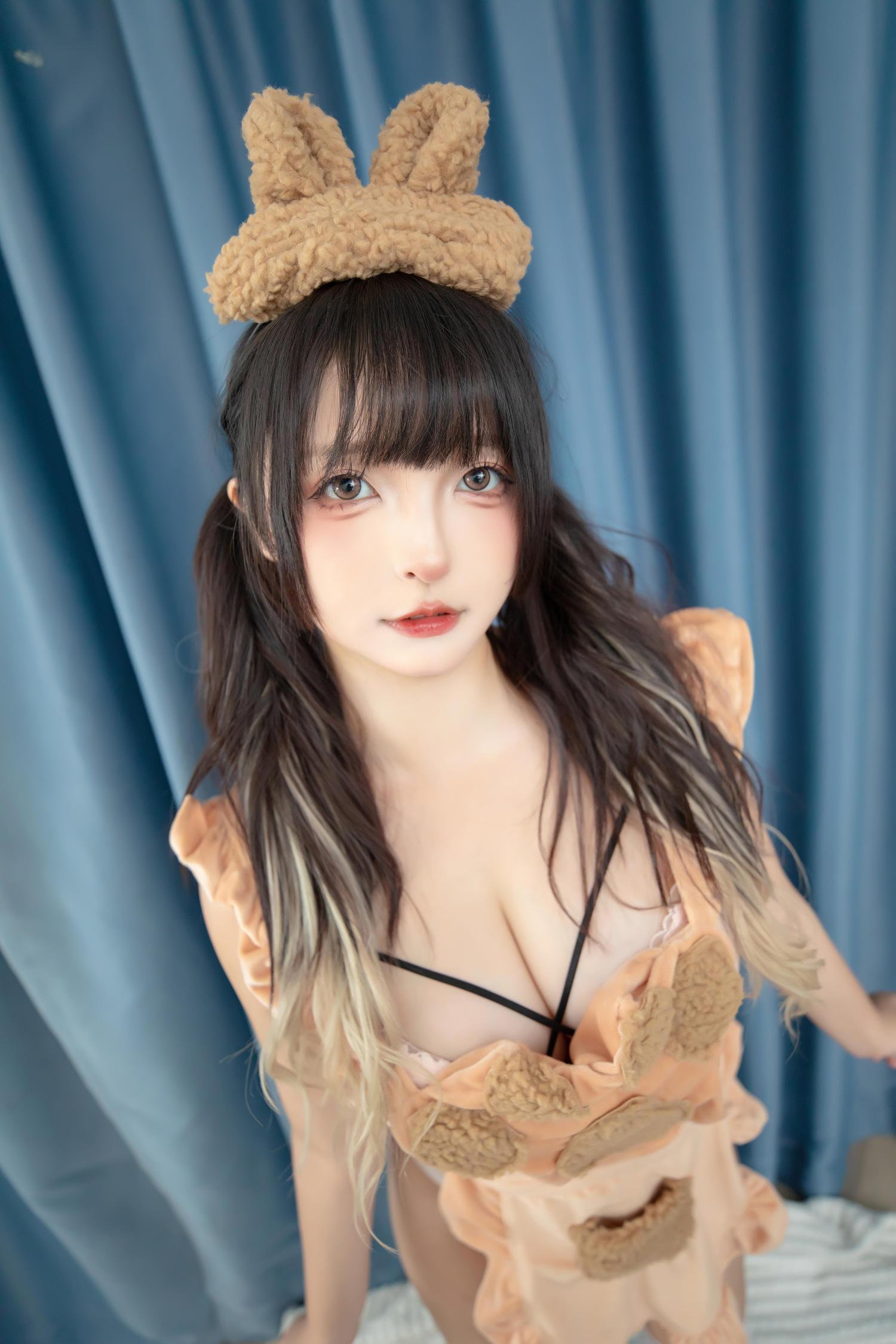 神楽坂真冬 白丝小熊 [75P2V-346MB]