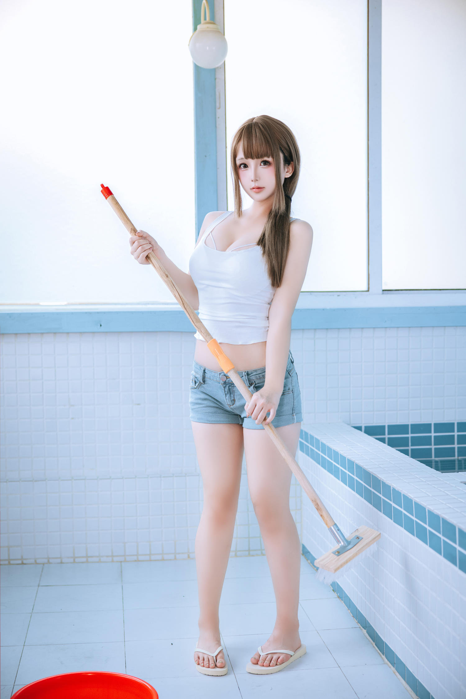 日奈娇 男浴室保洁员 [175P5V-1.16GB]