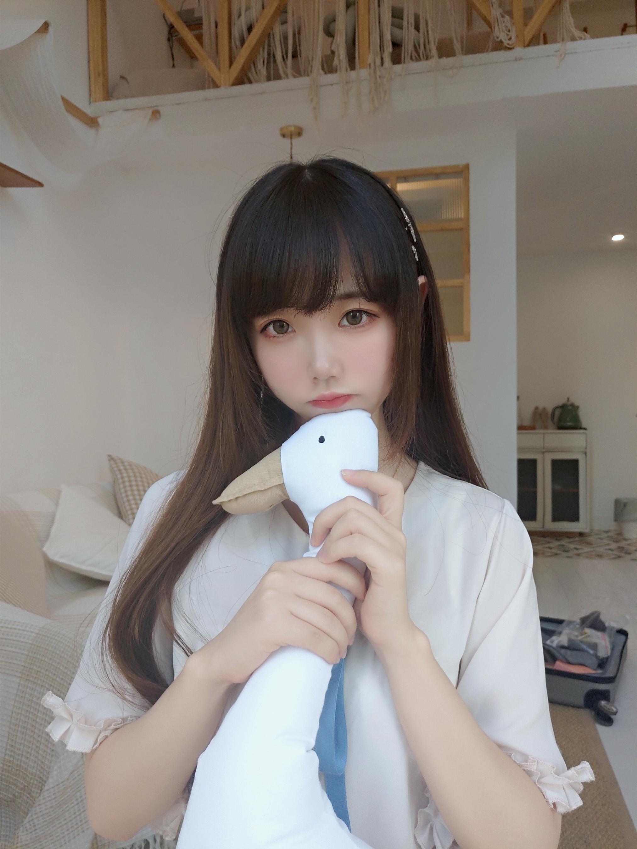 雪琪SAMA Vol.10 裸足 [50P4V-1.09GB]