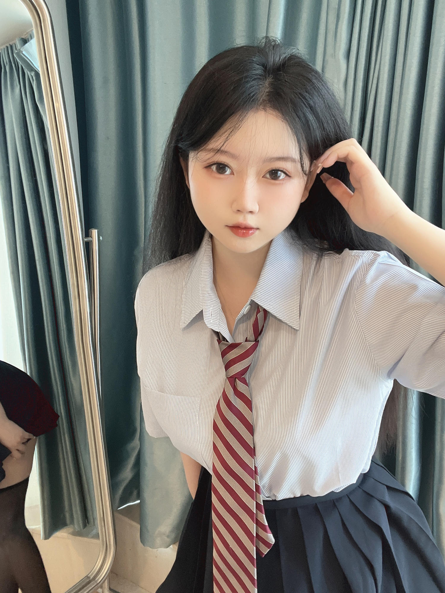 是依酱吖 - jk1 [30P]