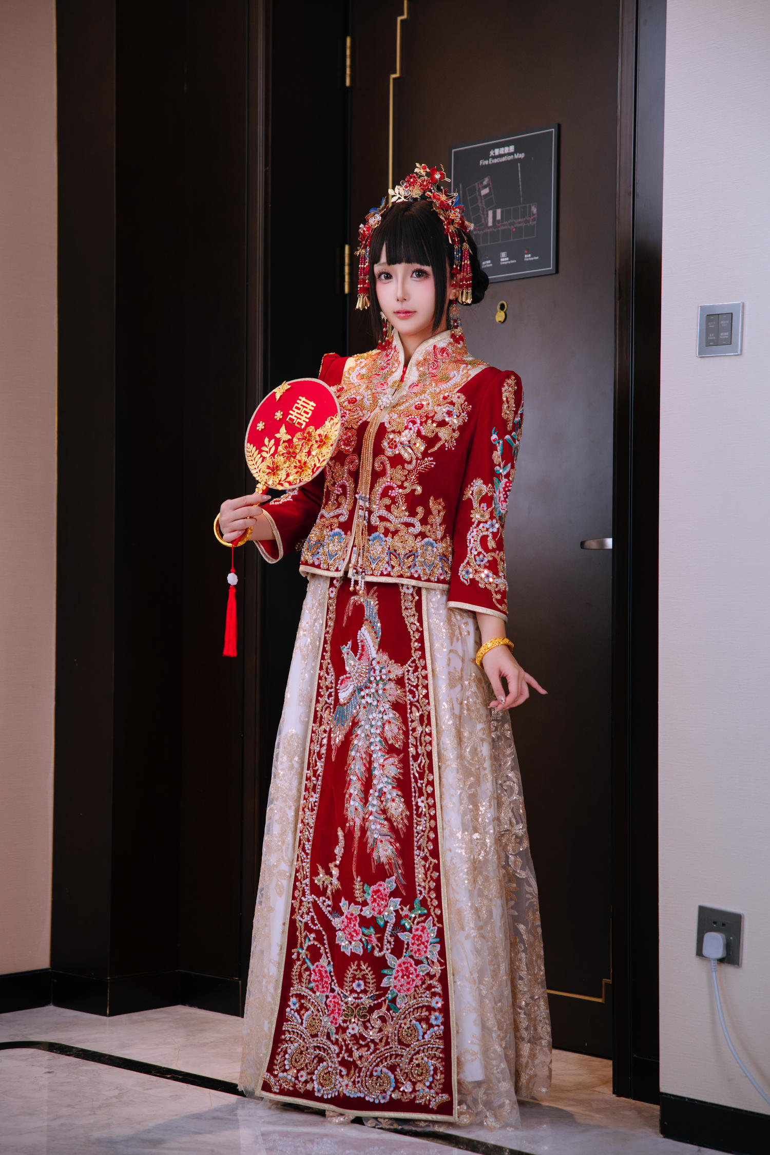 日奈娇 洞房花烛 [190P5V-1.69GB]