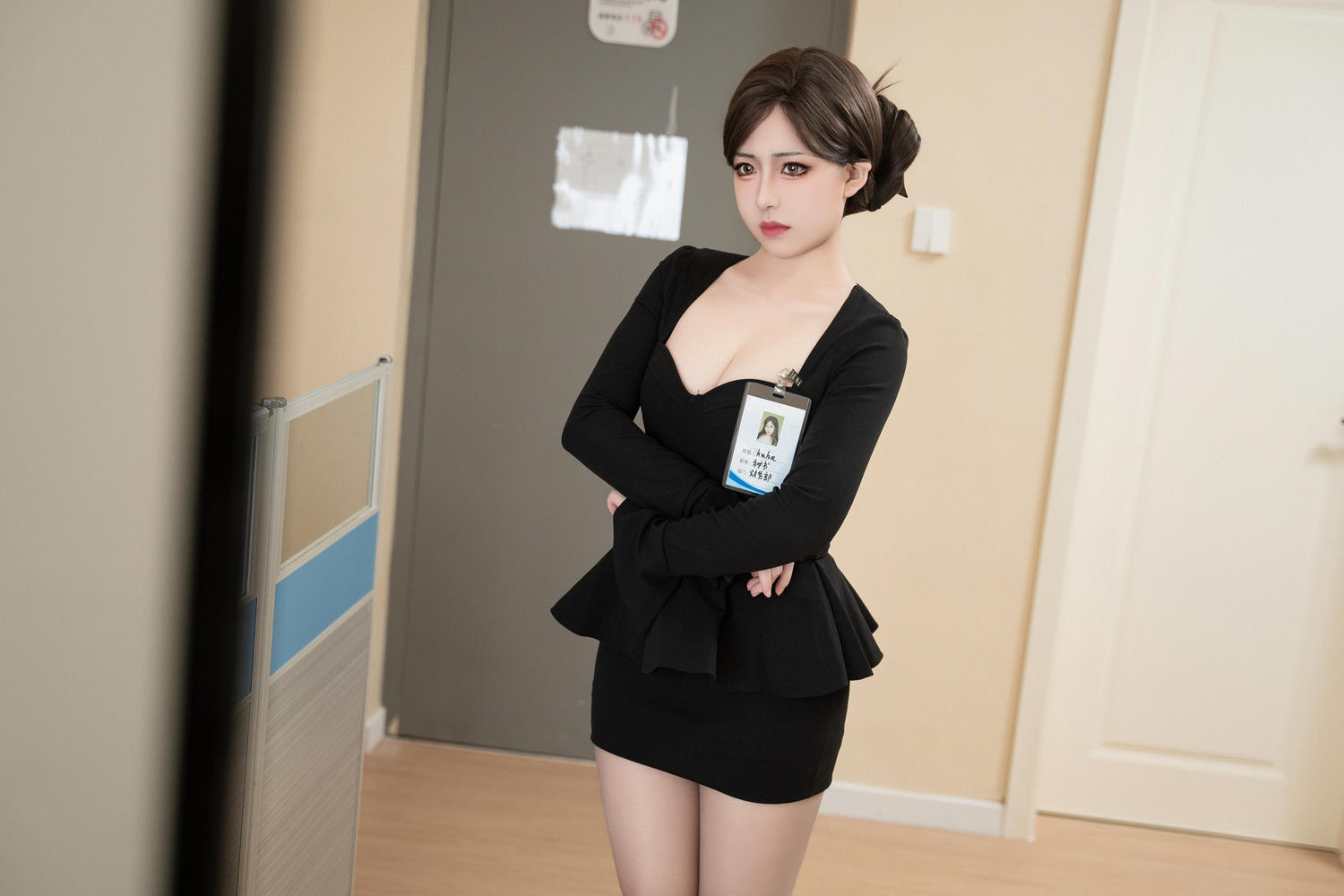 虎森森 同事的秘密 [50P-537MB]