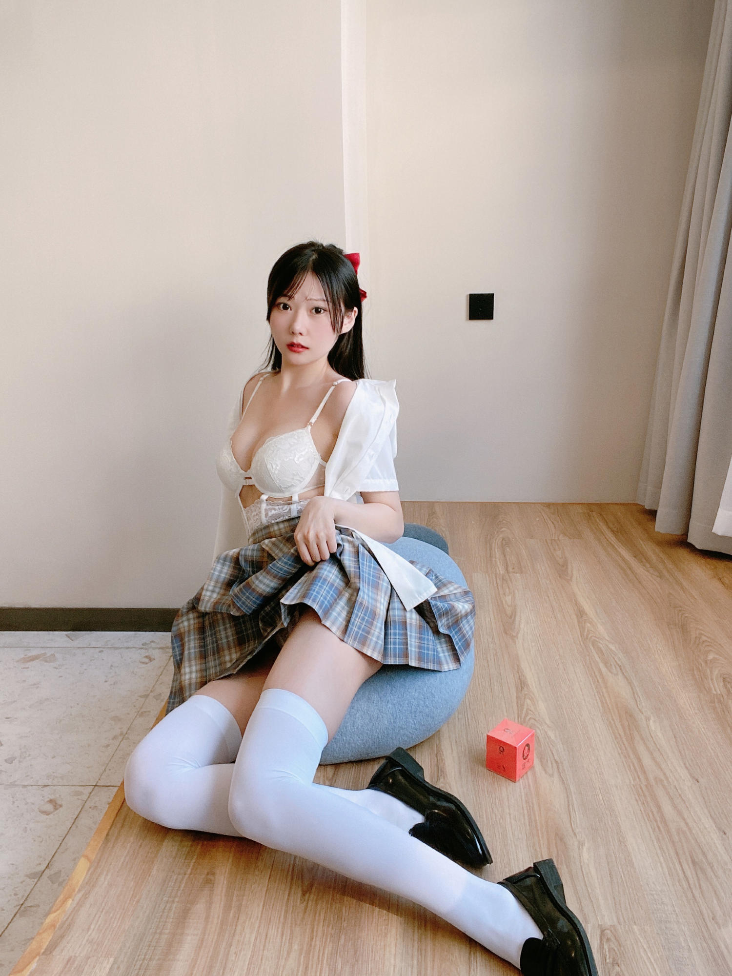 香草喵露露 大象 JK格子裙 [30P-96MB]