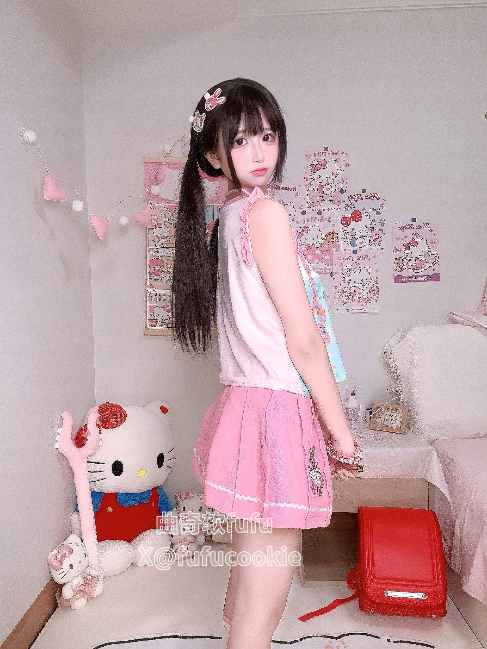 曲奇软fufu 乖乖女儿服 [52P-84MB]