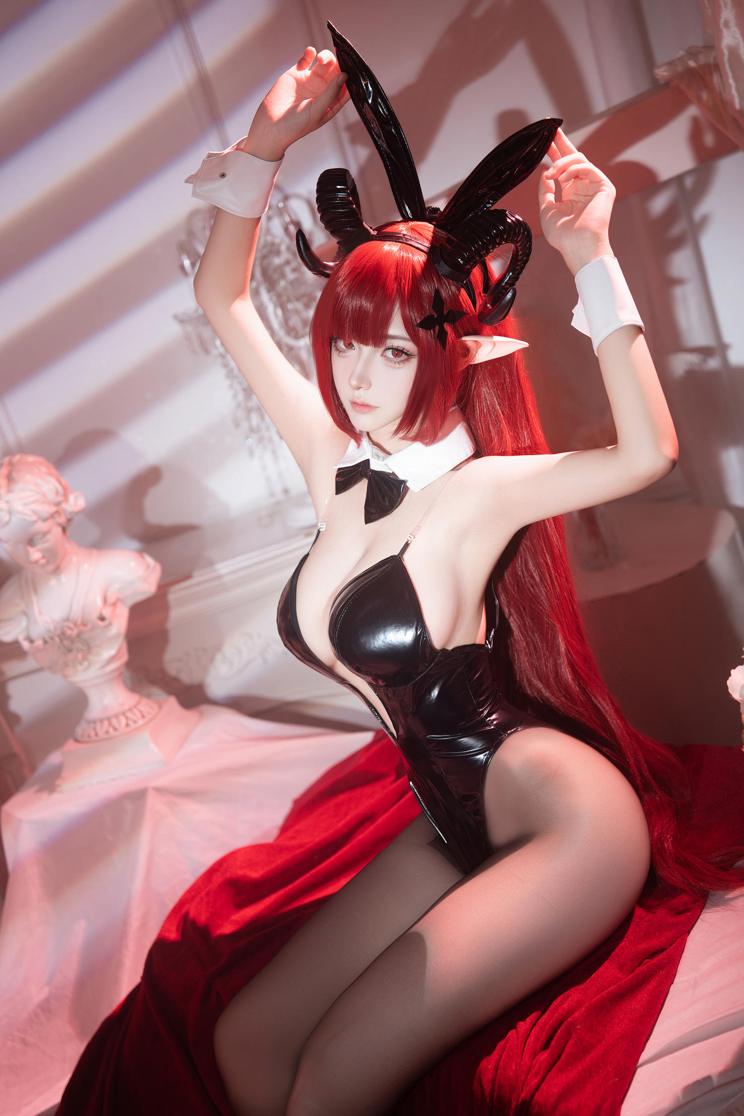 seya狮砸 - 兴登堡兔女郎 [12P]