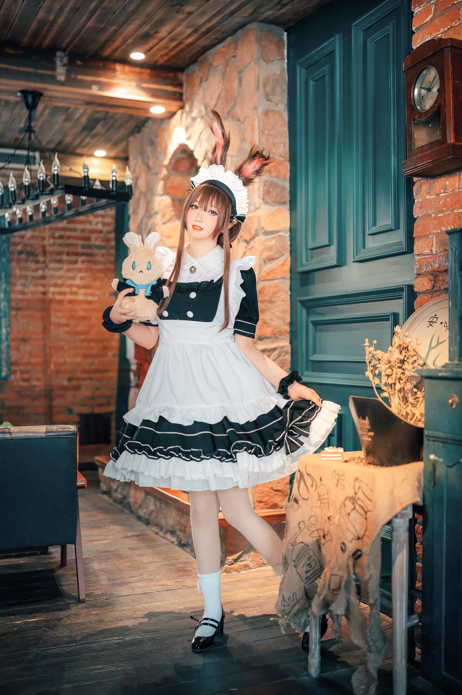 atoroeato桑 - 阿米娅 [10P]