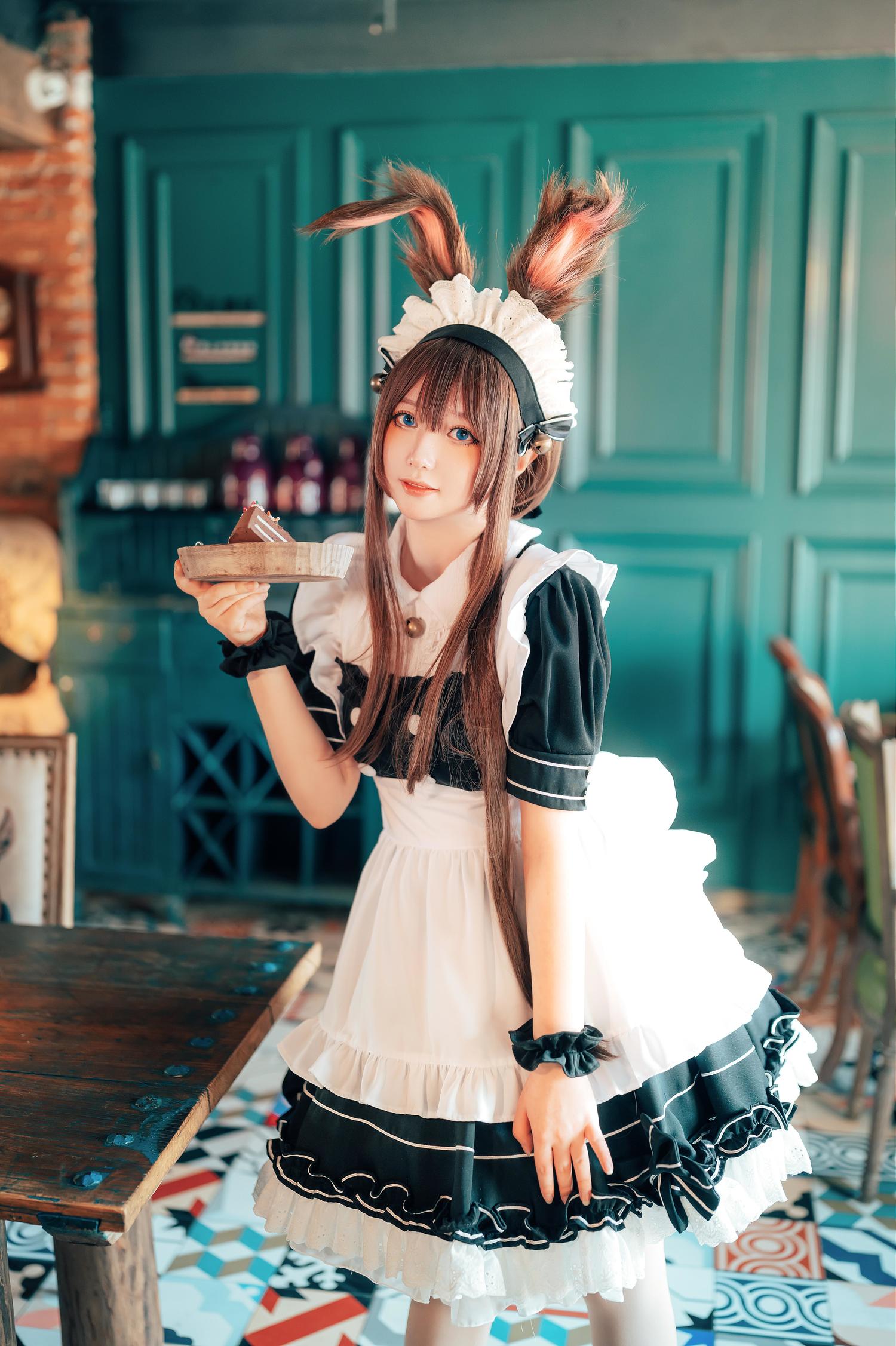 atoroeato桑 - 阿米娅 [10P]