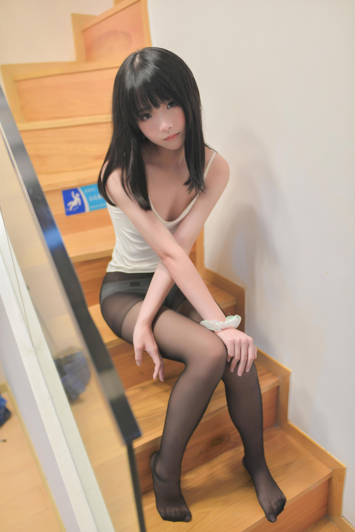 像个傻依 - 学妹黑丝 [31P]