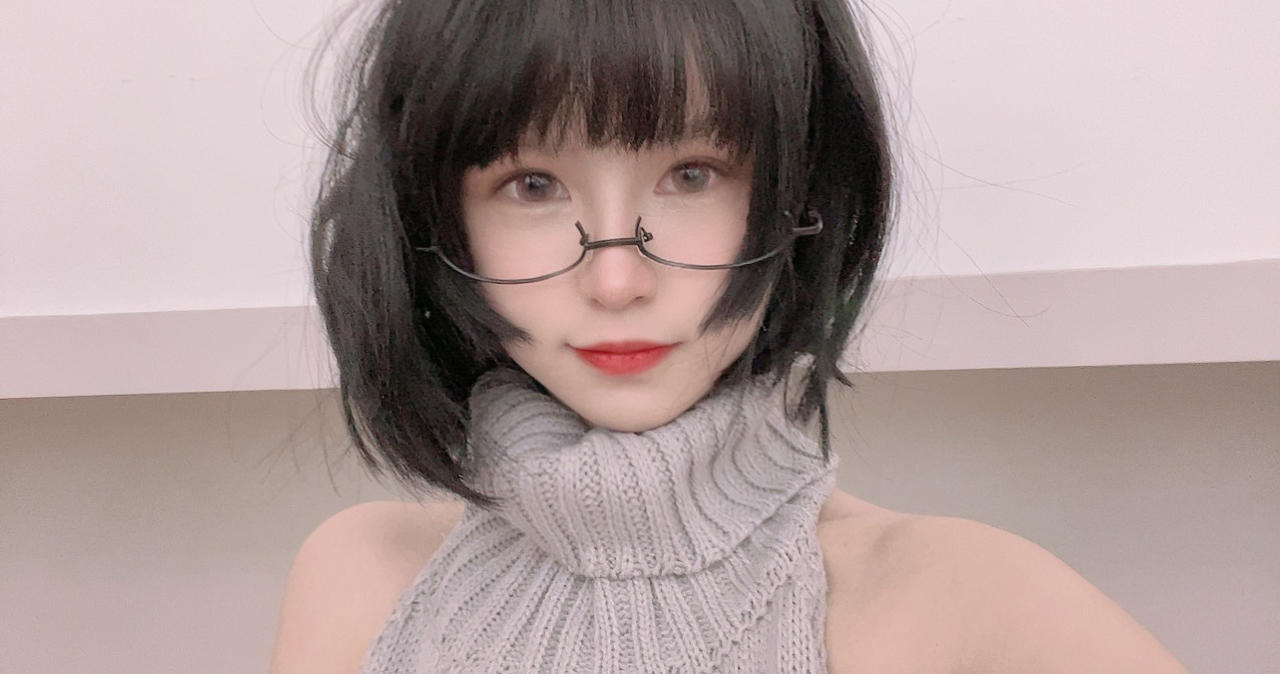 晕崽 - 毛衣 [44P]