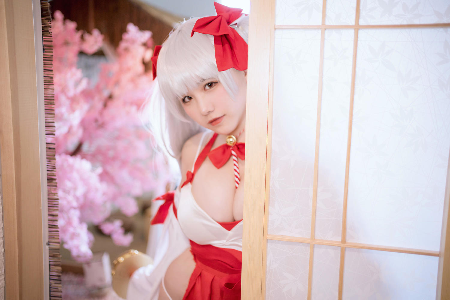 阿半今天很开心 - 可畏巫女 [38P]