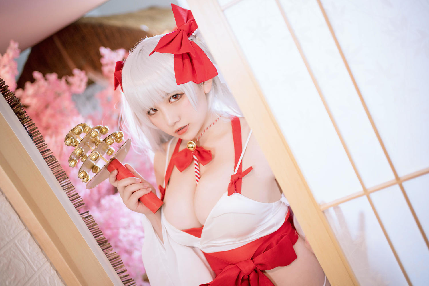 阿半今天很开心 - 可畏巫女 [38P]