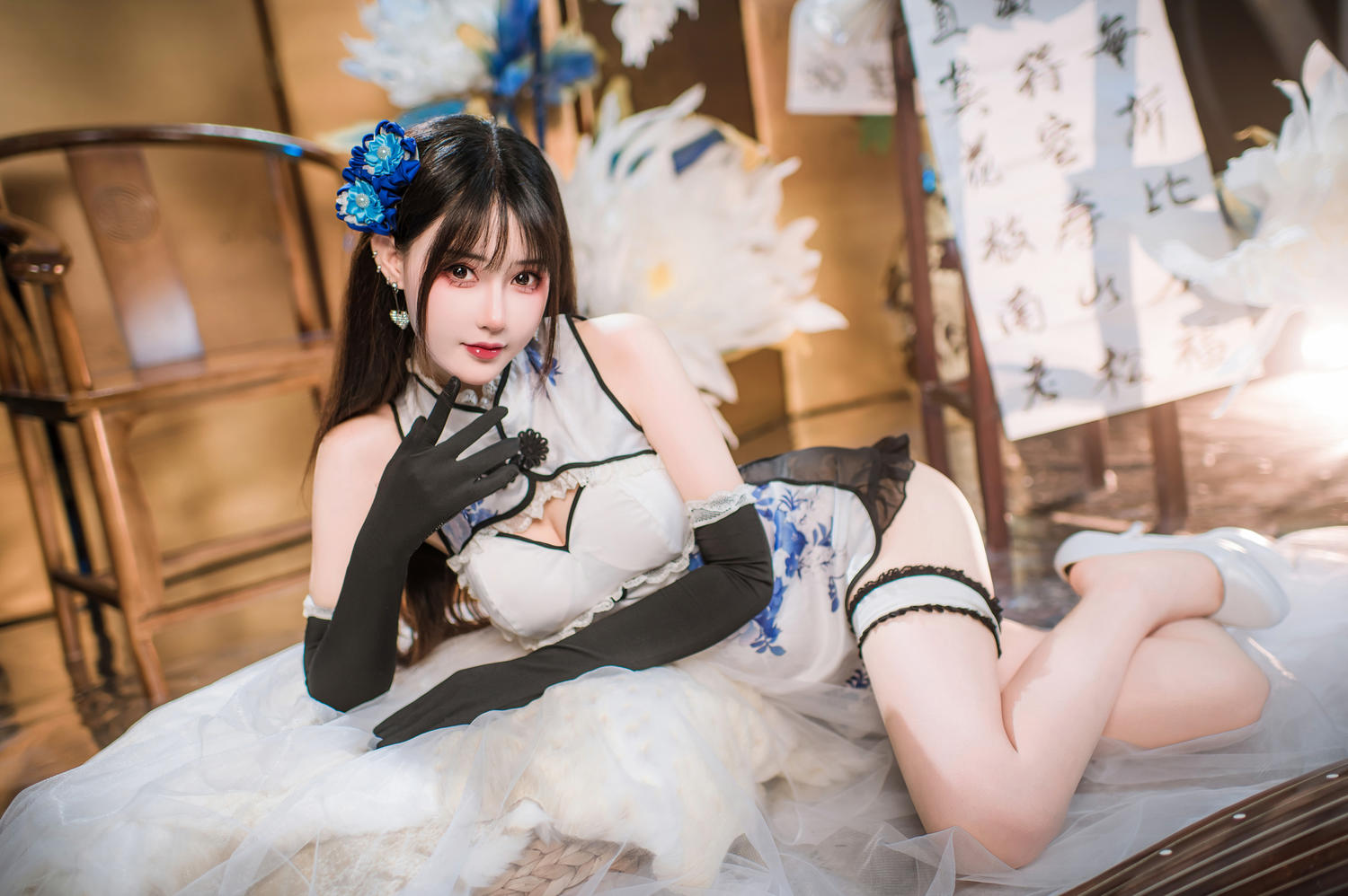 羽生三未 瓶儿 青花瓷旗袍 [25P-203MB]