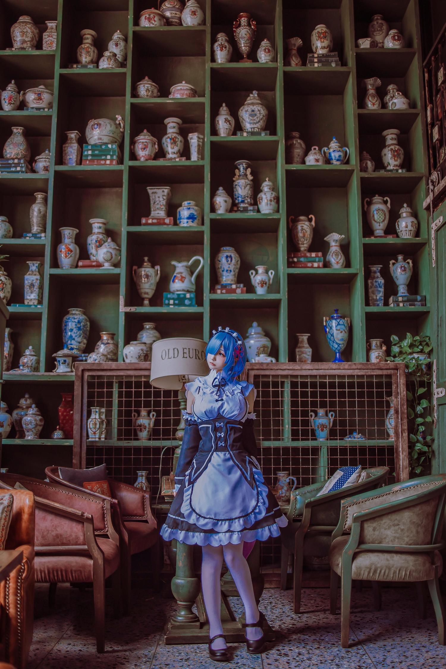 Coser衣衣 - 雷姆女仆 [15P]