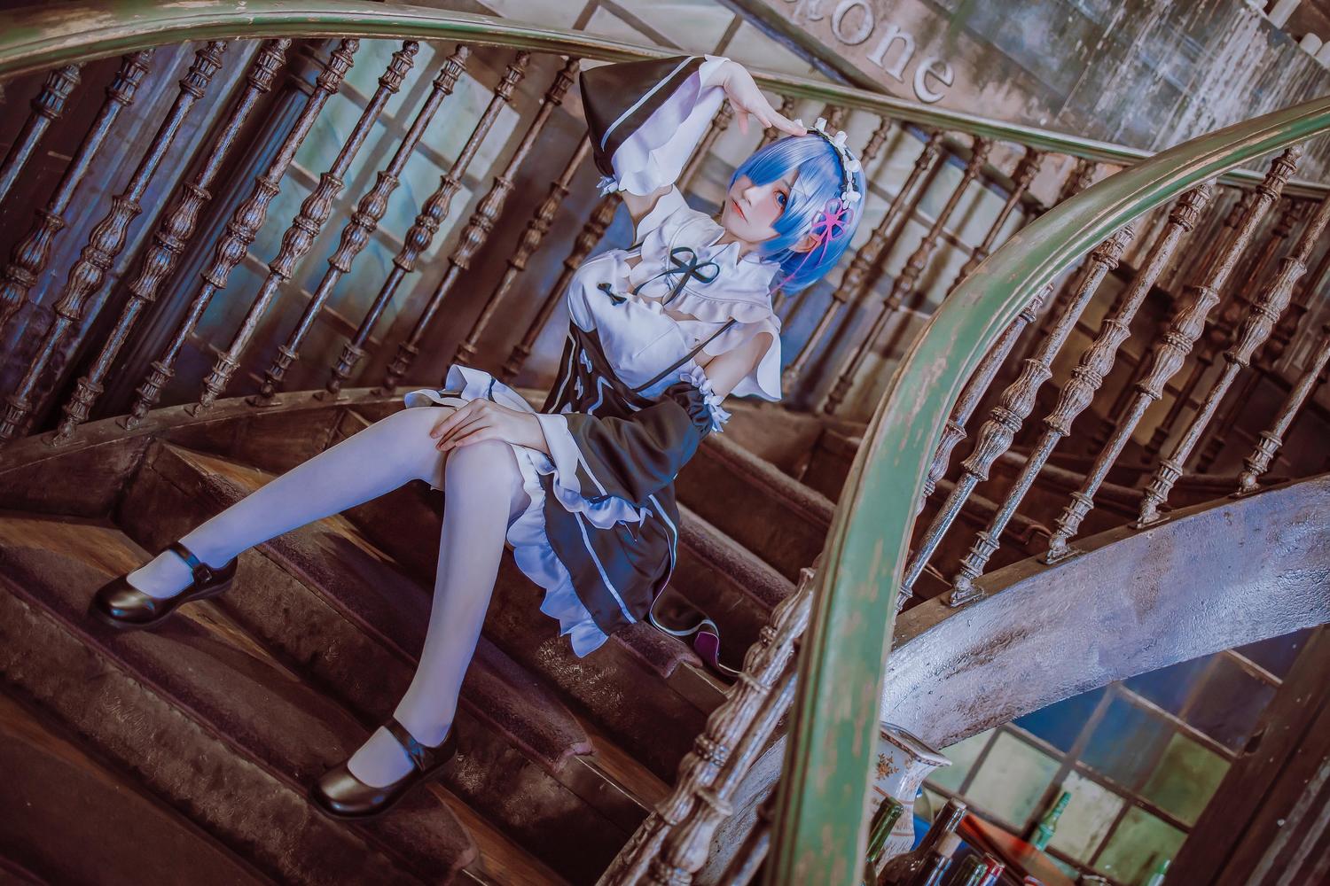 Coser衣衣 - 雷姆女仆 [15P]