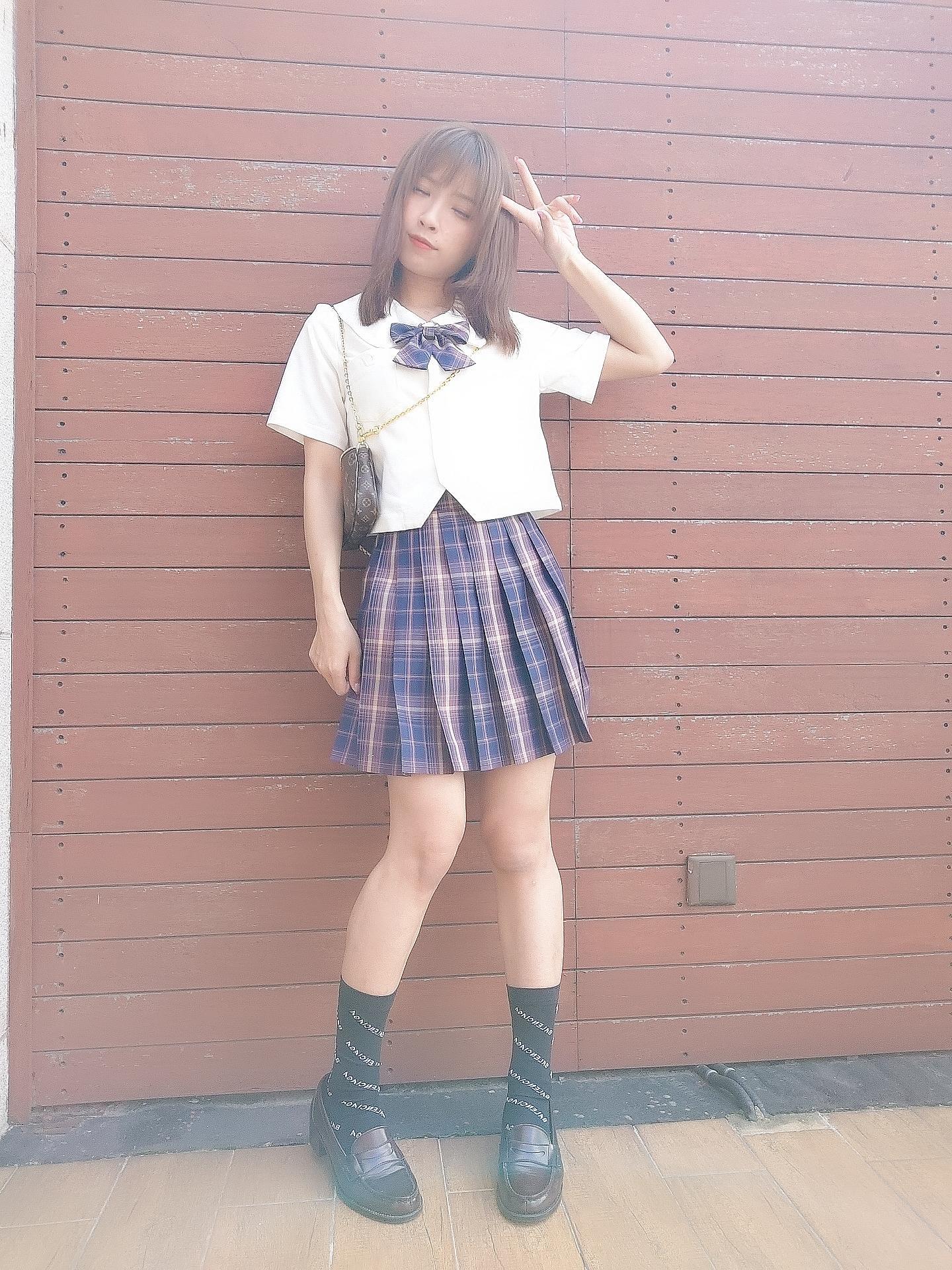 莉莉丝 - 上海自拍包 [65P]