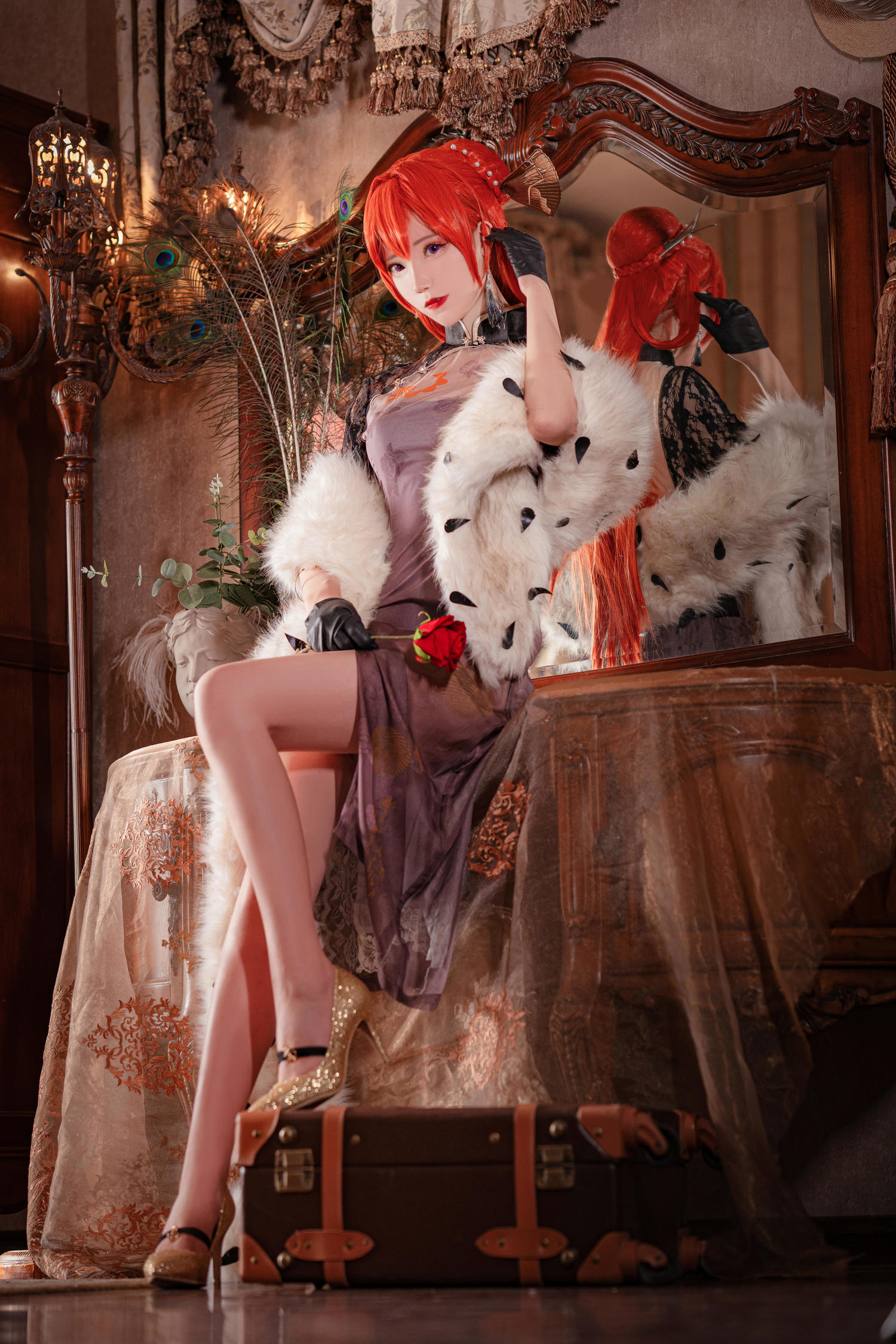 然理理 - 君主旗袍 [23P]