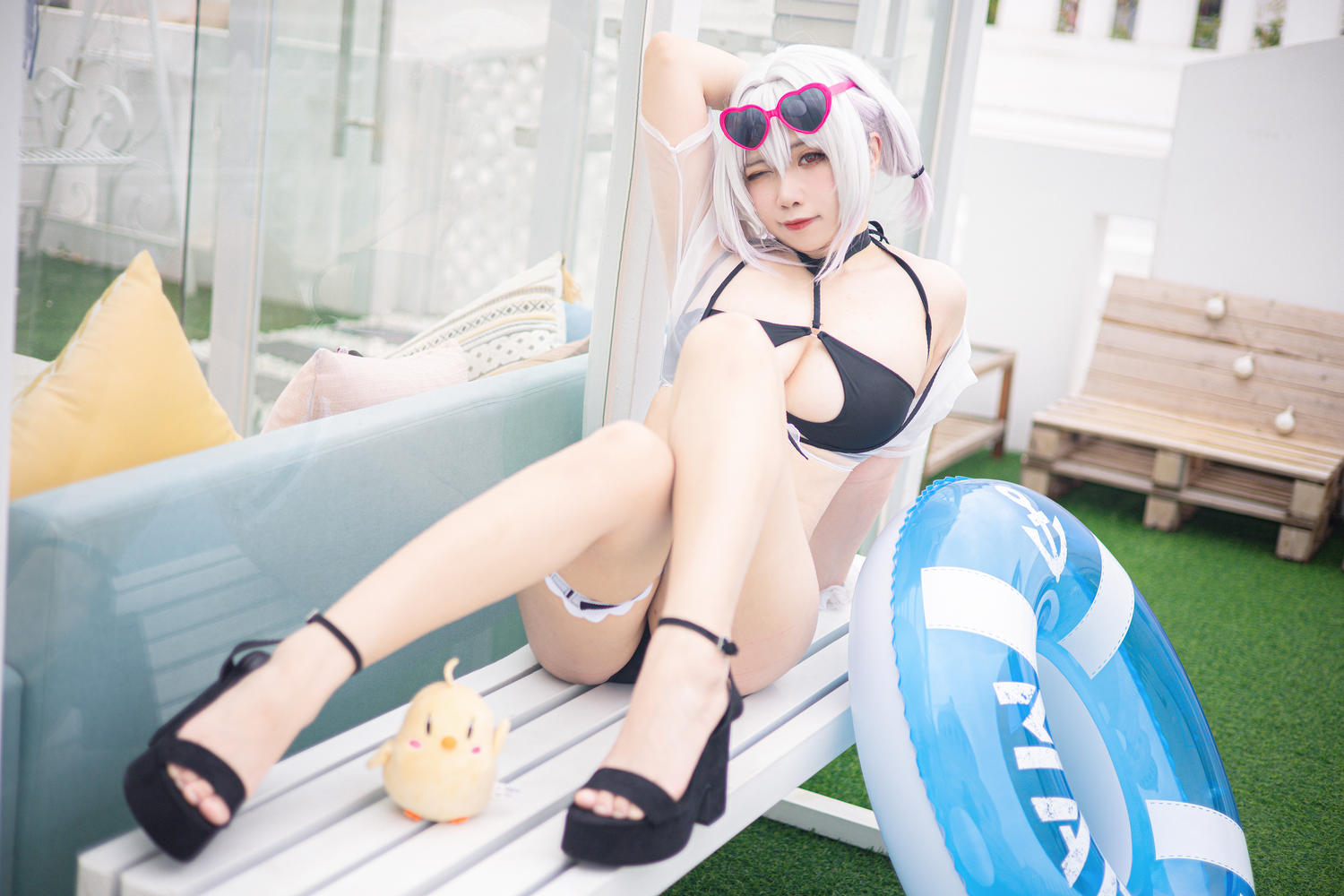 贞子蜜桃 - 天狼星泳装 [30P]