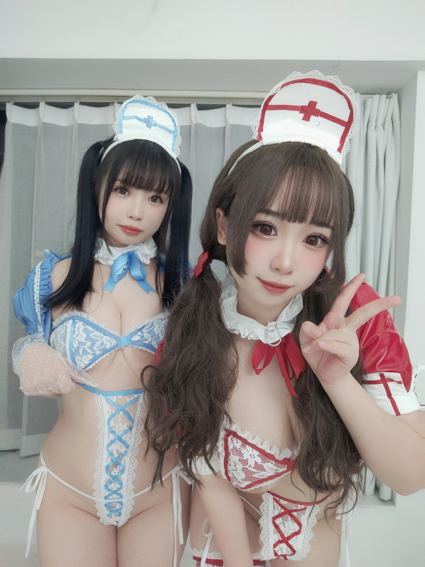 珍吱&胡桃喵 - 红蓝 [196P]