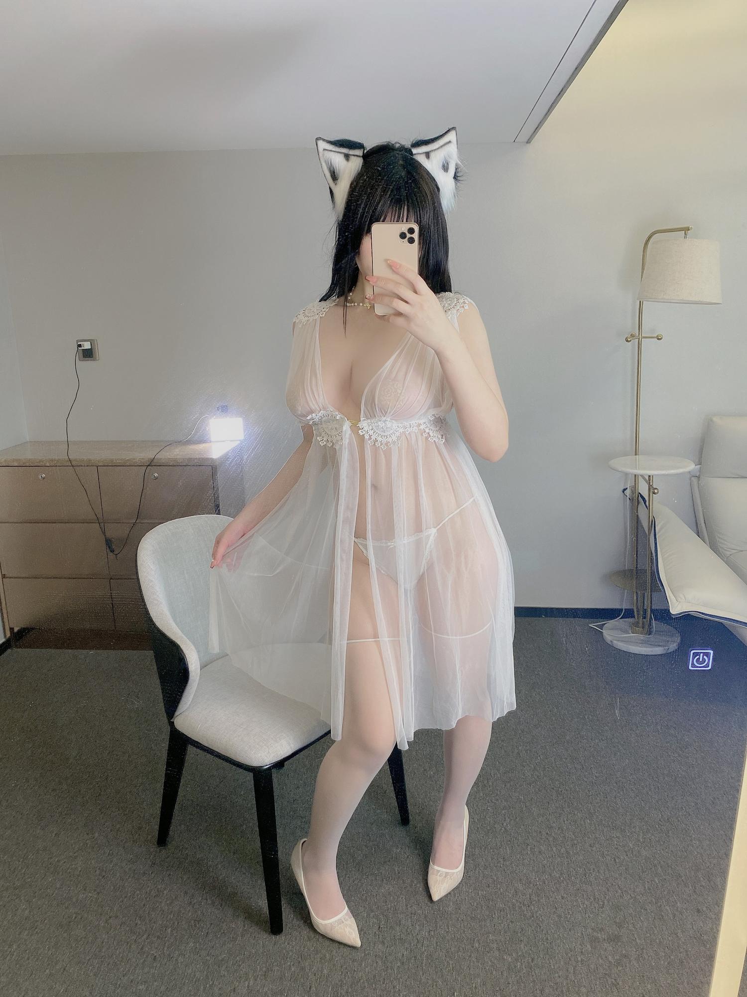 鹿野希 - 狐狸小白裙 [89P]