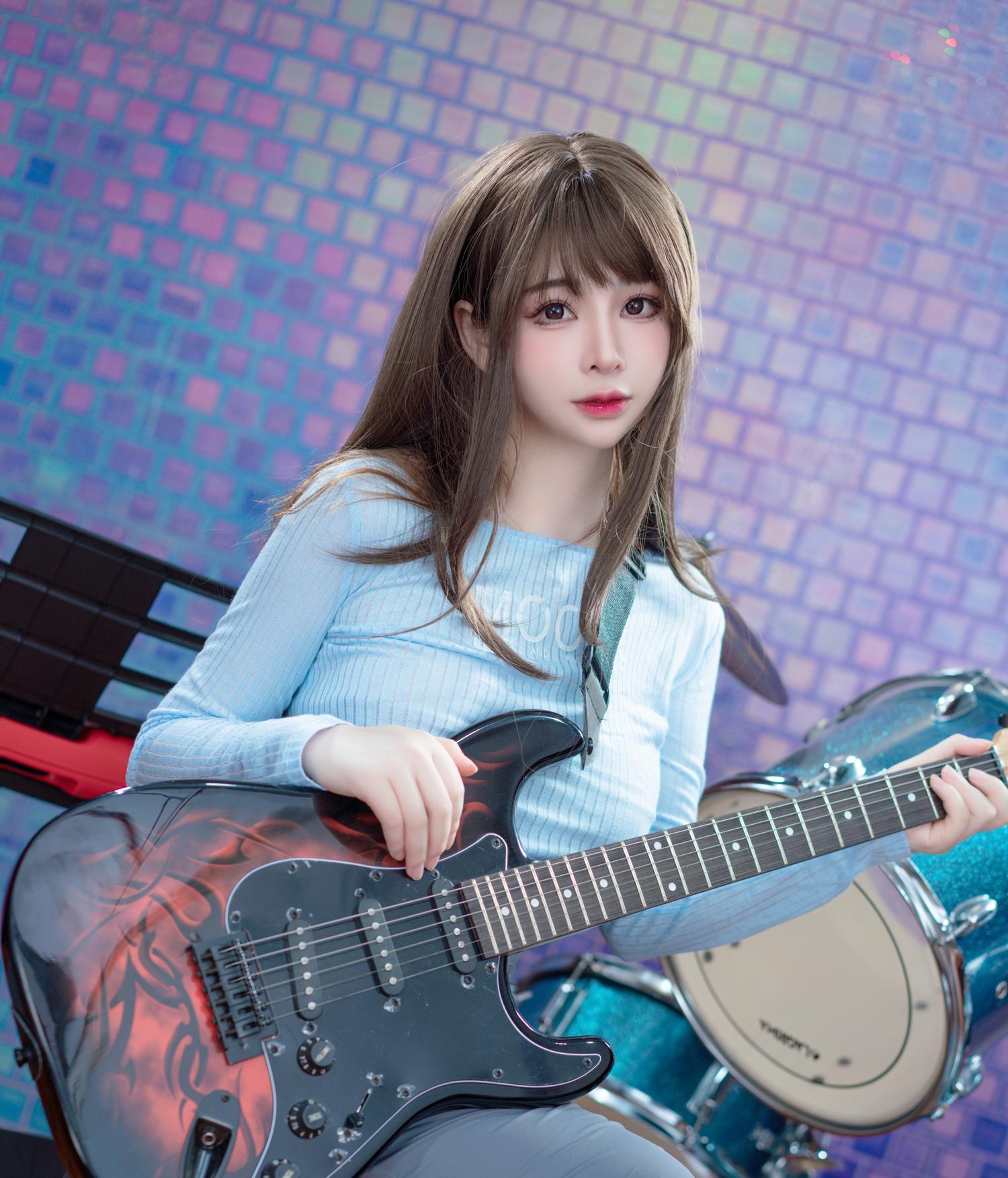 叉子宝宝 – 吉他妹妹 [23P]