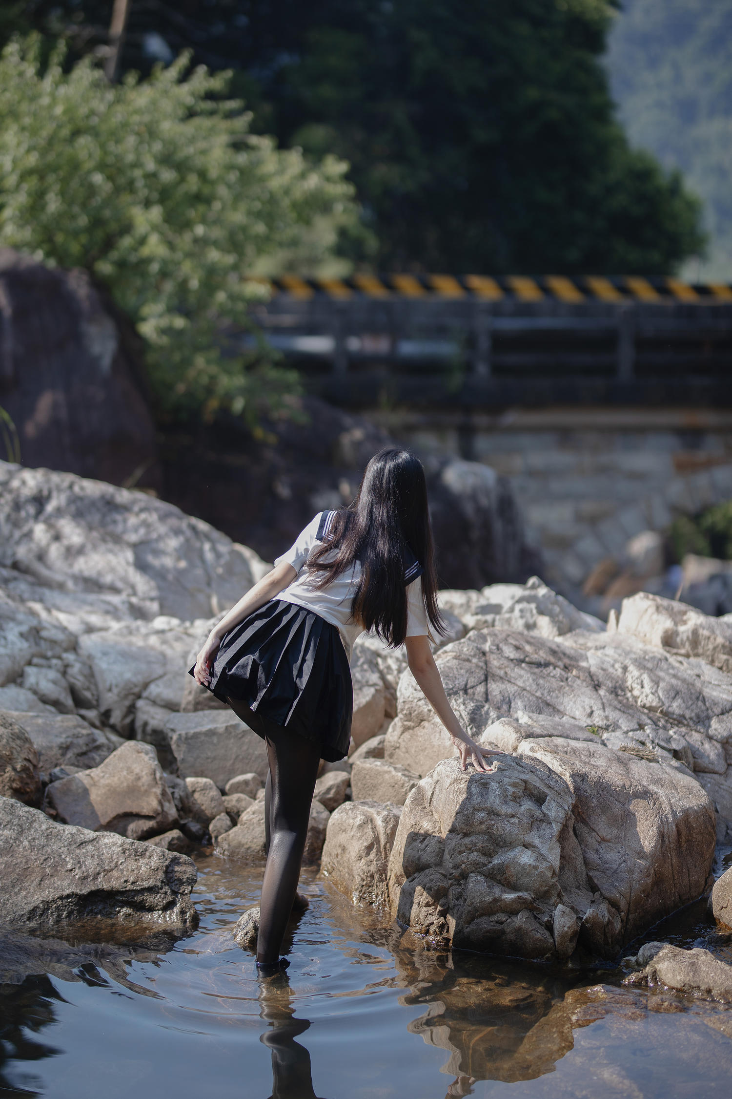 不呆猫 - jk狐狸少女 [57P4V-1.14GB]