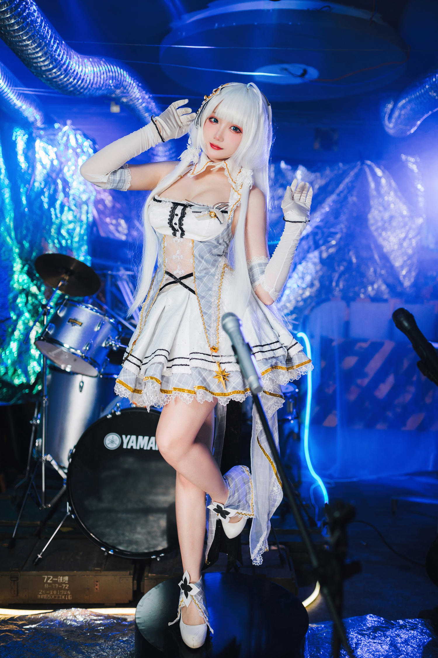 瓜希酱 – μ兵装光辉 [15P]