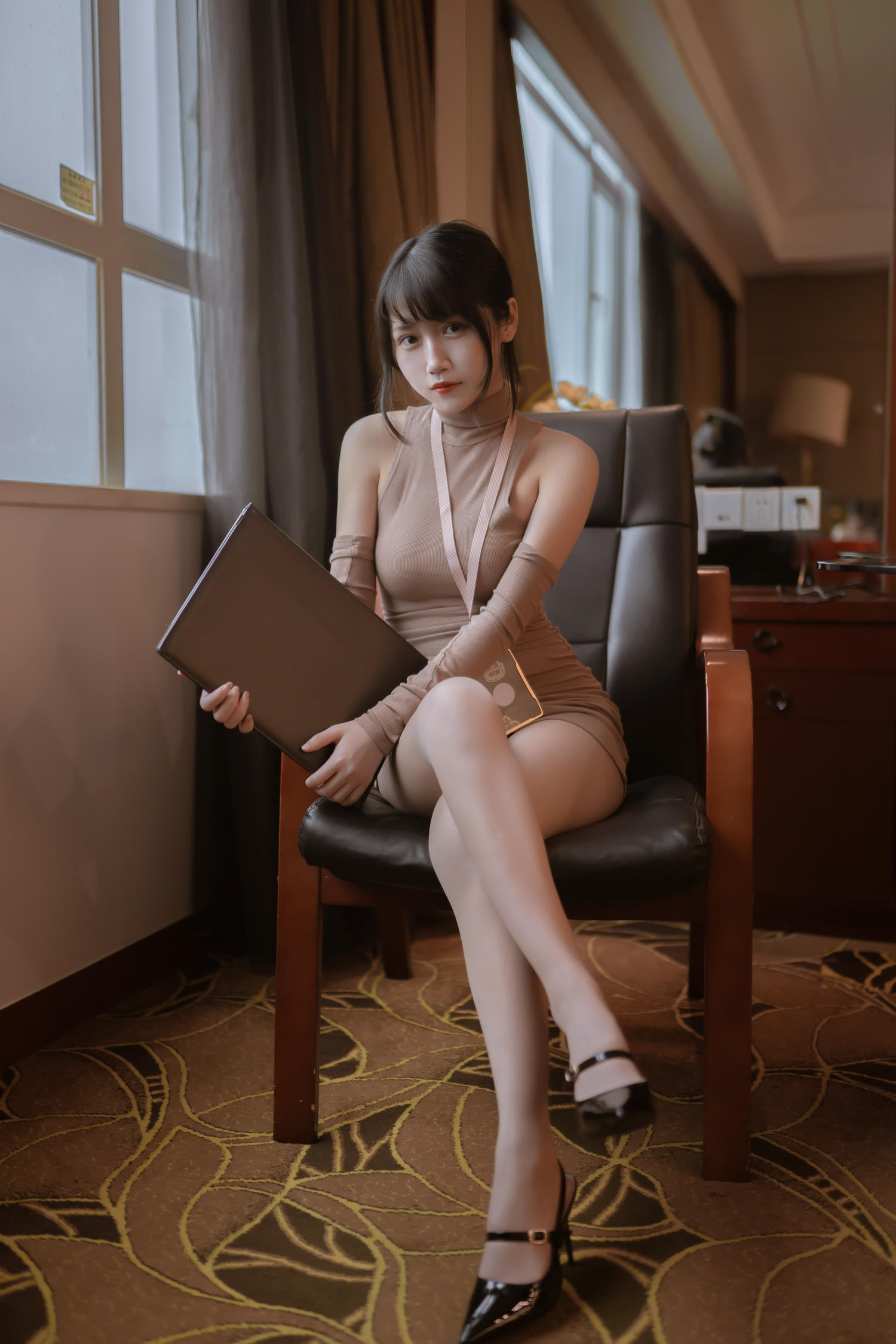 不呆猫 - 办公室女秘书 [59P]