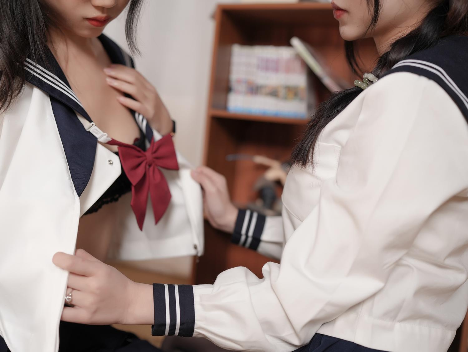 Tina很妖孽&不呆猫 - 双子jk学姐的秘密 [37P]