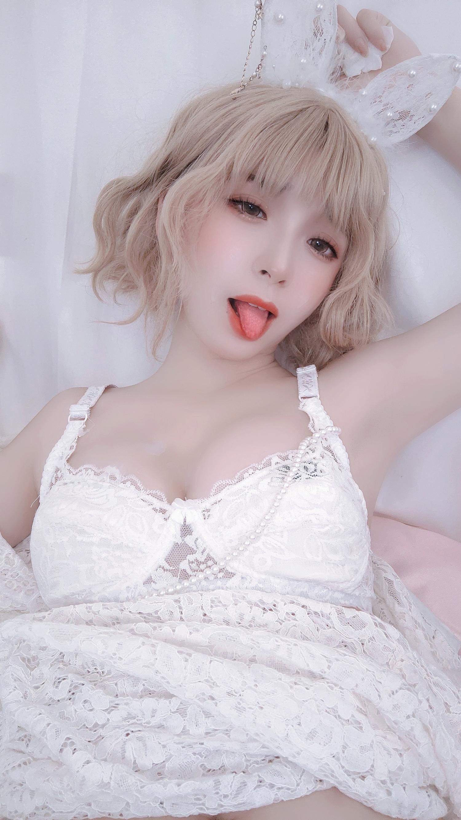 特软儿Sona - 梦遇兔 [30P]