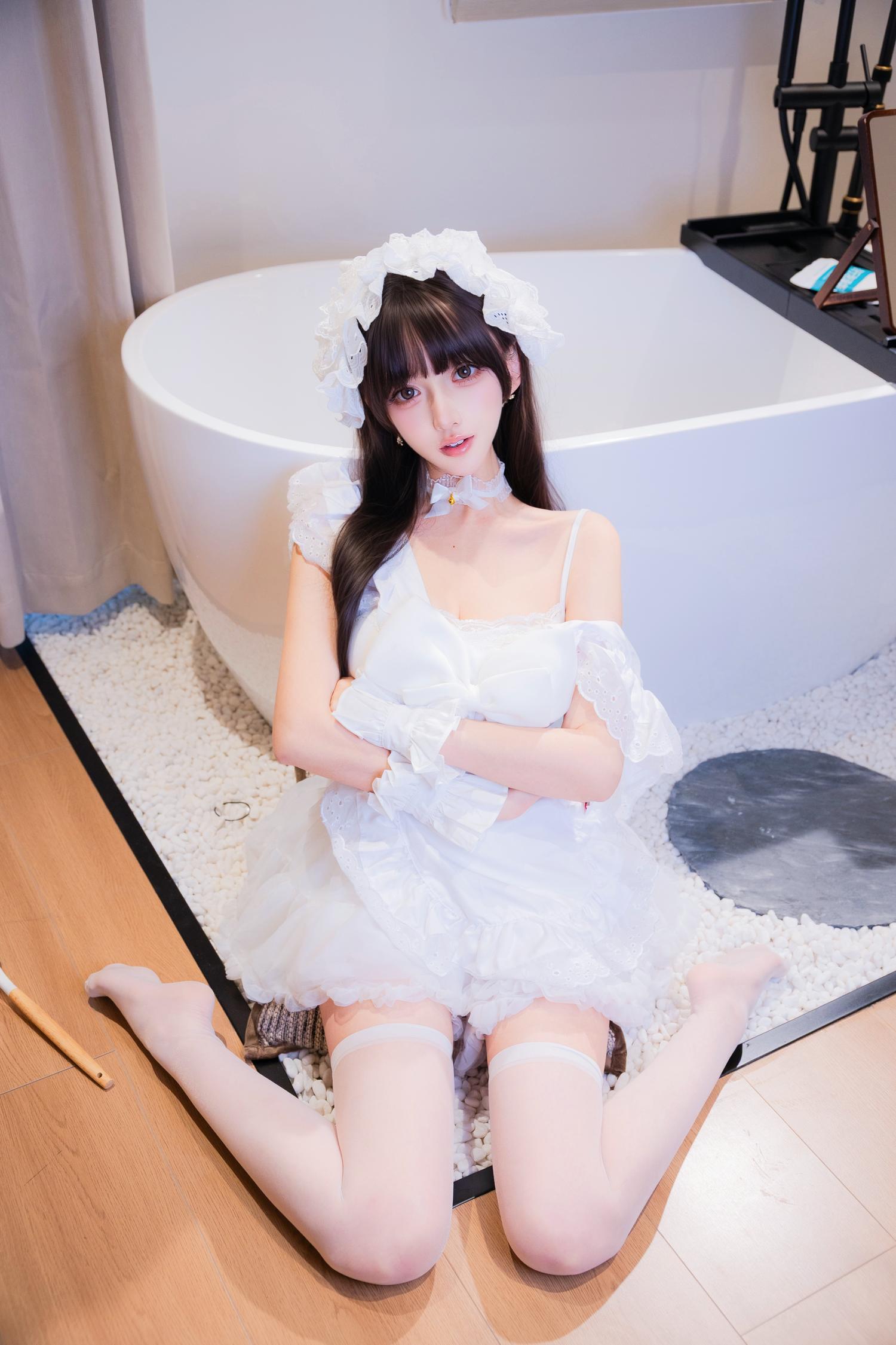 过期米线线喵 厨娘女仆 [21P-228MB]