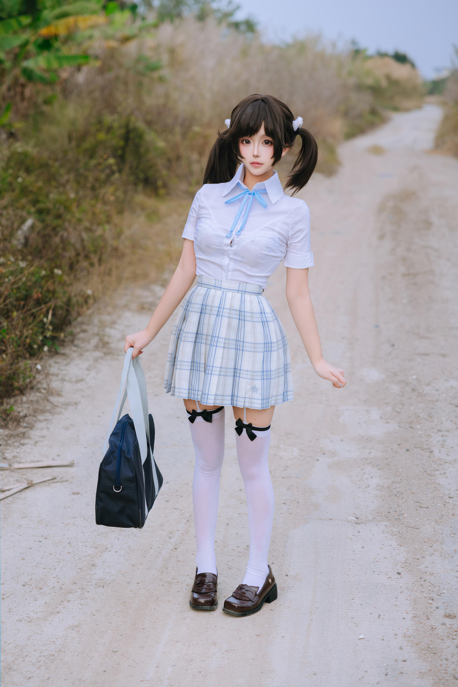 日奈娇 女高 [195P5V-1.65GB]