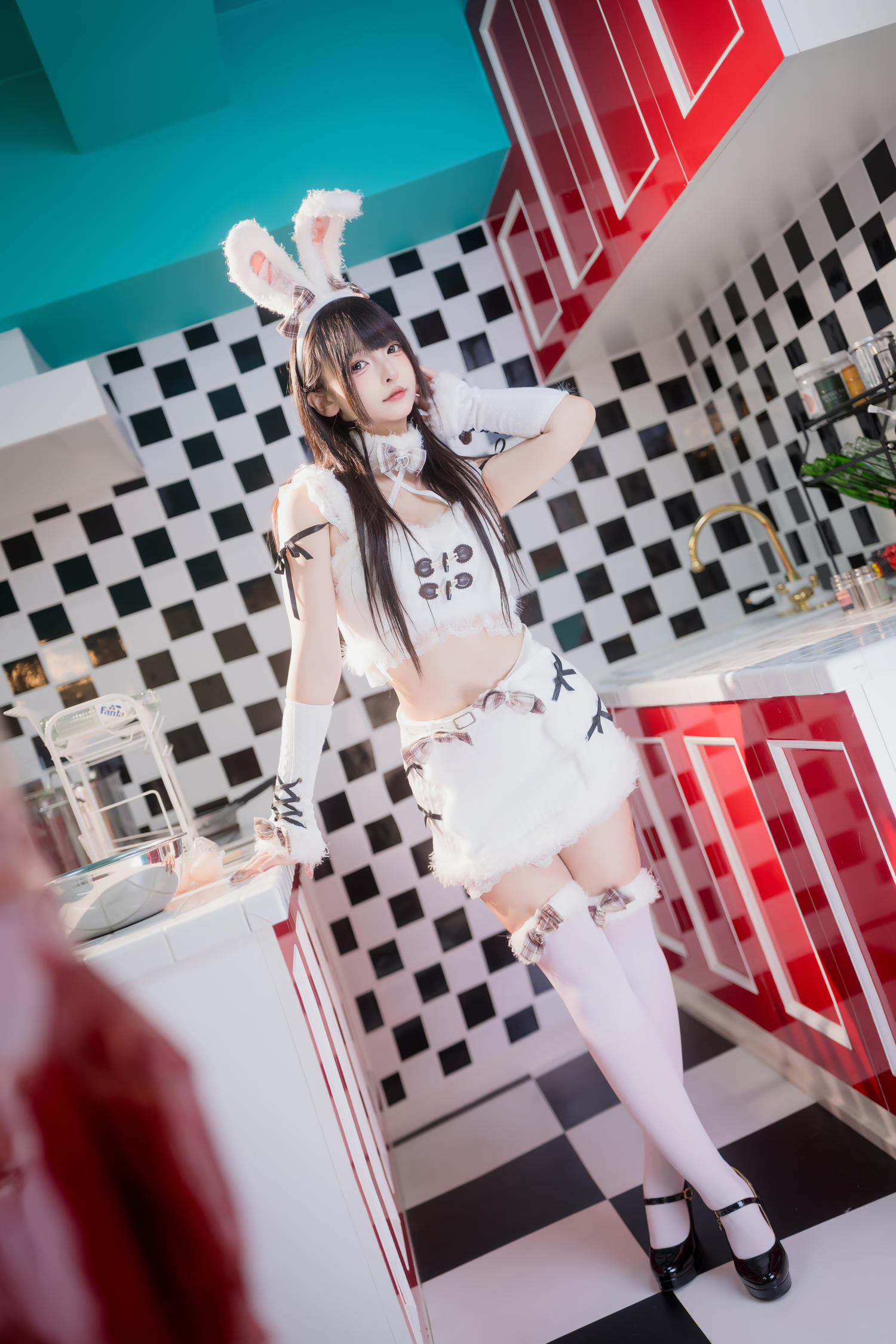 神楽坂真冬 毛绒白兔 [75P2V-317MB]