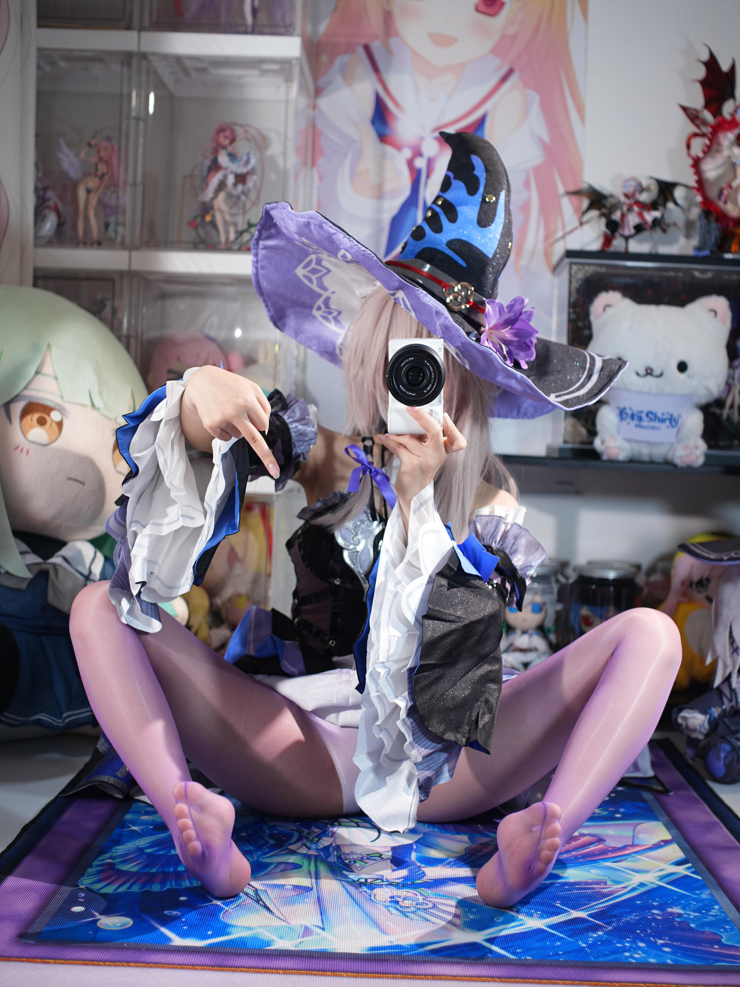 白栎Shirly 大黑塔 [130P30V-7.94GB]